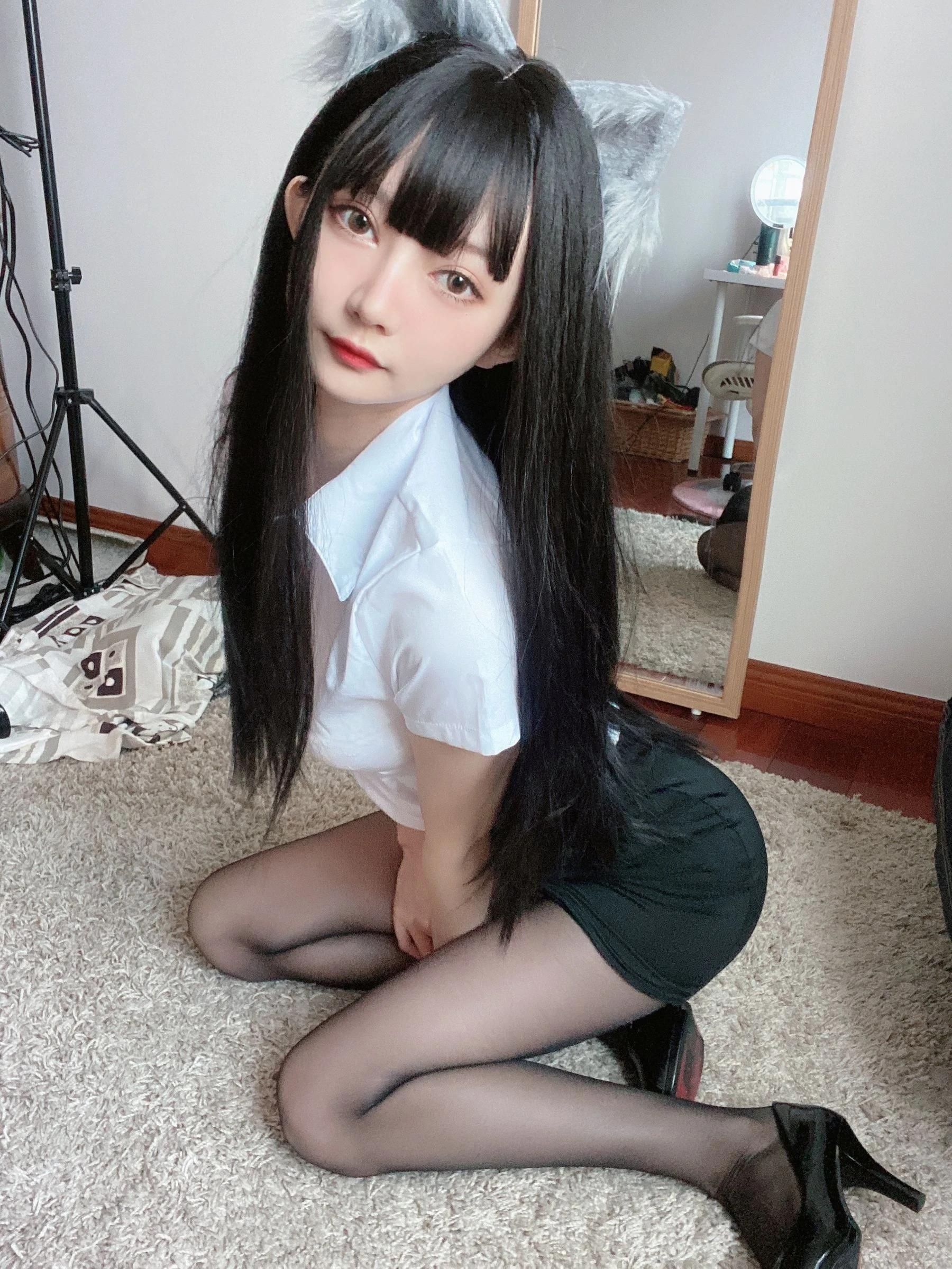 [網紅]胡雅怡高清圖集作品：室內攝影甜美展現胡雅怡身材曲線風情綻放寫真集 - 8