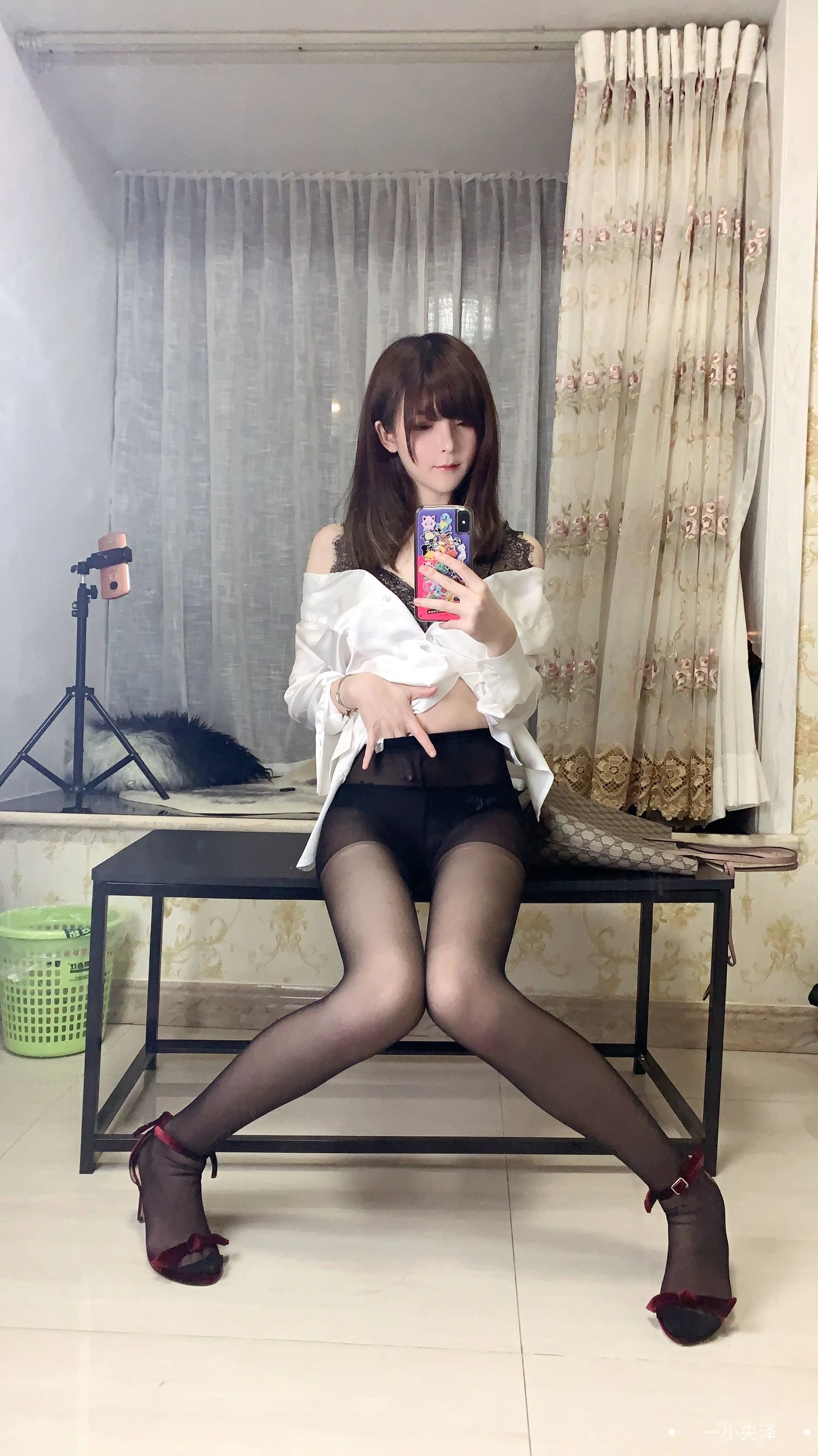 [美女]唐雨含唐雨含街拍超清作品：清純風採釋放長腿誘惑詮釋寫真大片 - 12