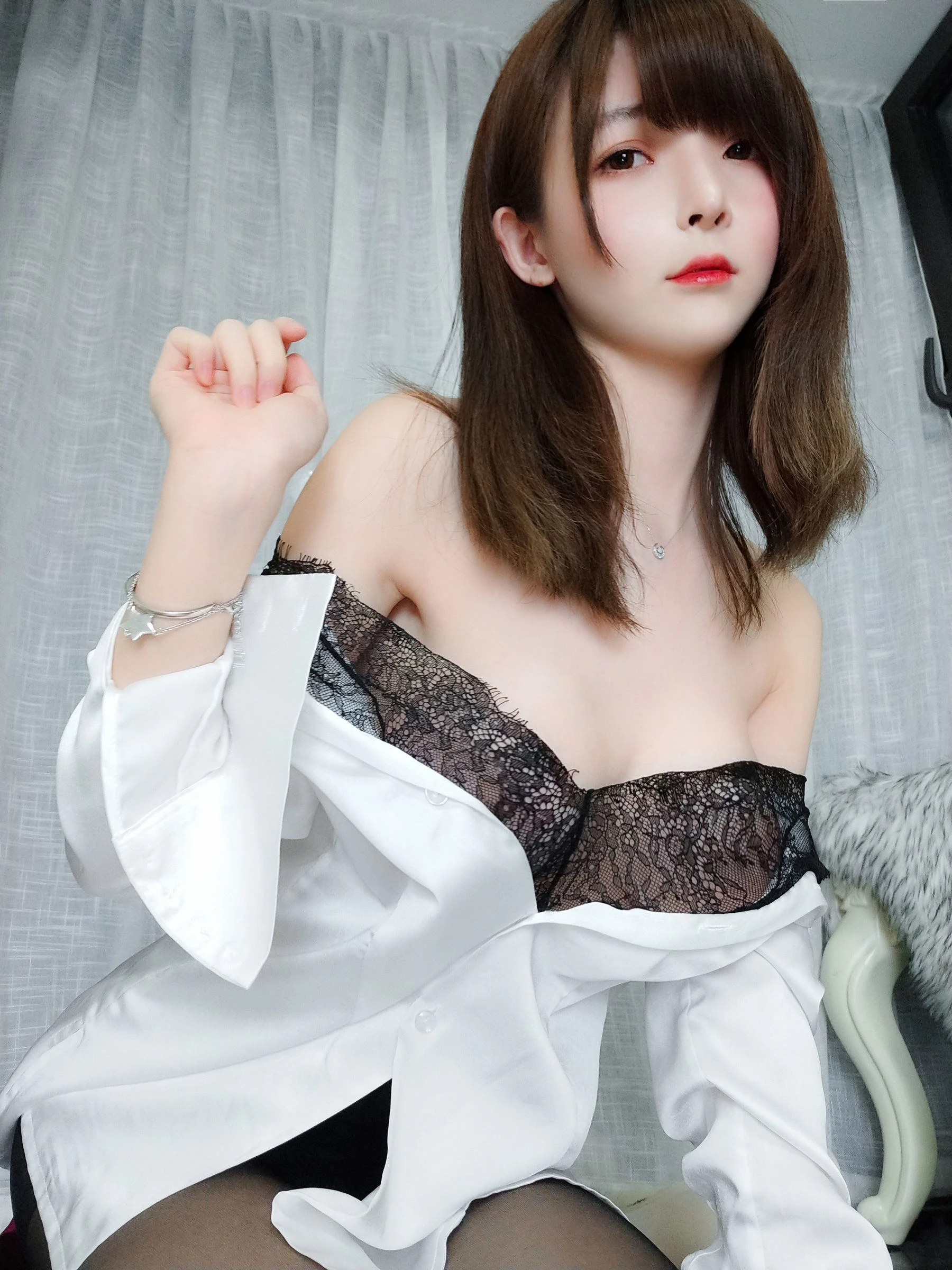[美女]唐雨含唐雨含街拍超清作品：清純風採釋放長腿誘惑詮釋寫真大片 - 50