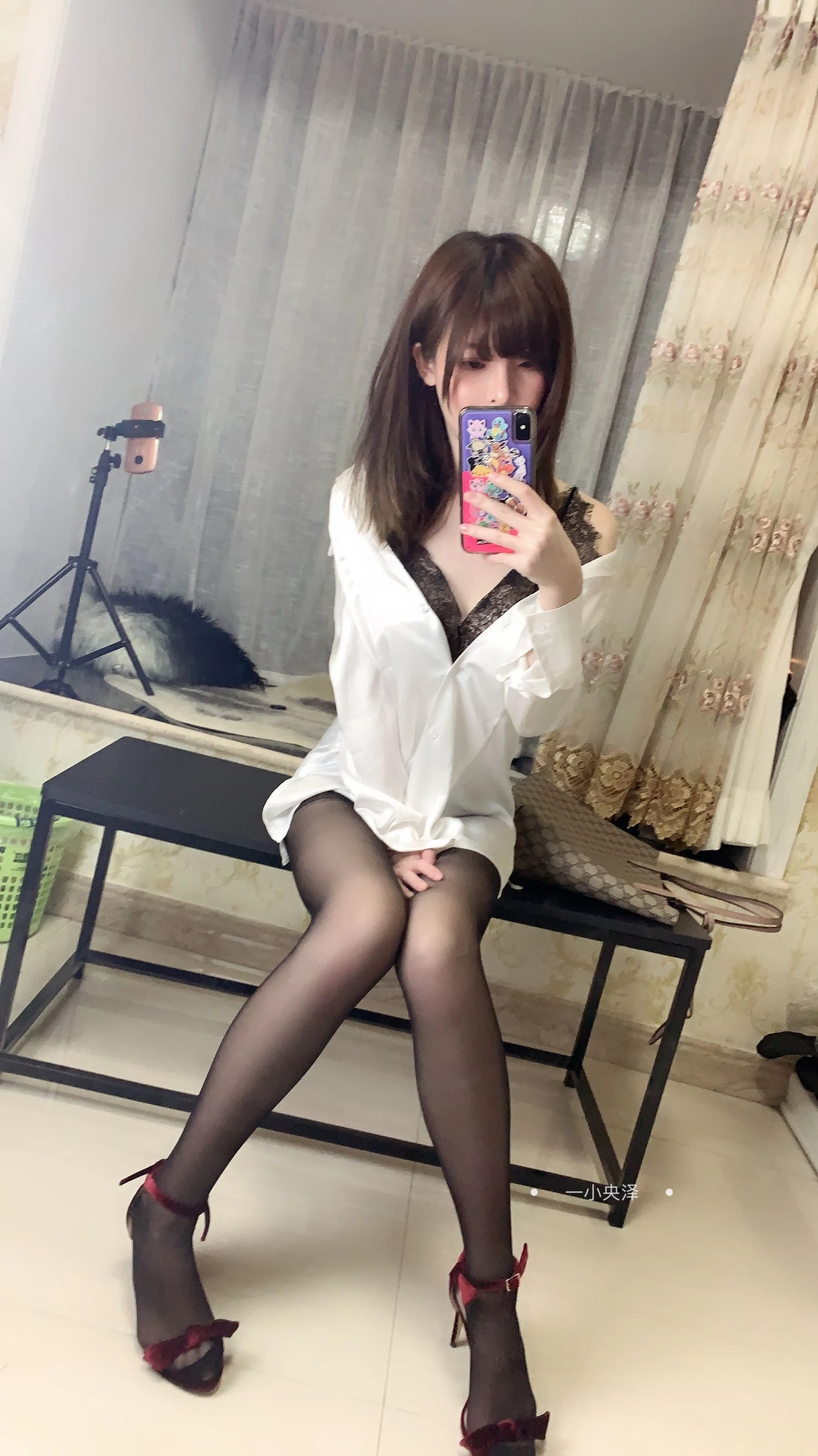 [美女]唐雨含唐雨含街拍超清作品：清純風採釋放長腿誘惑詮釋寫真大片 - 9