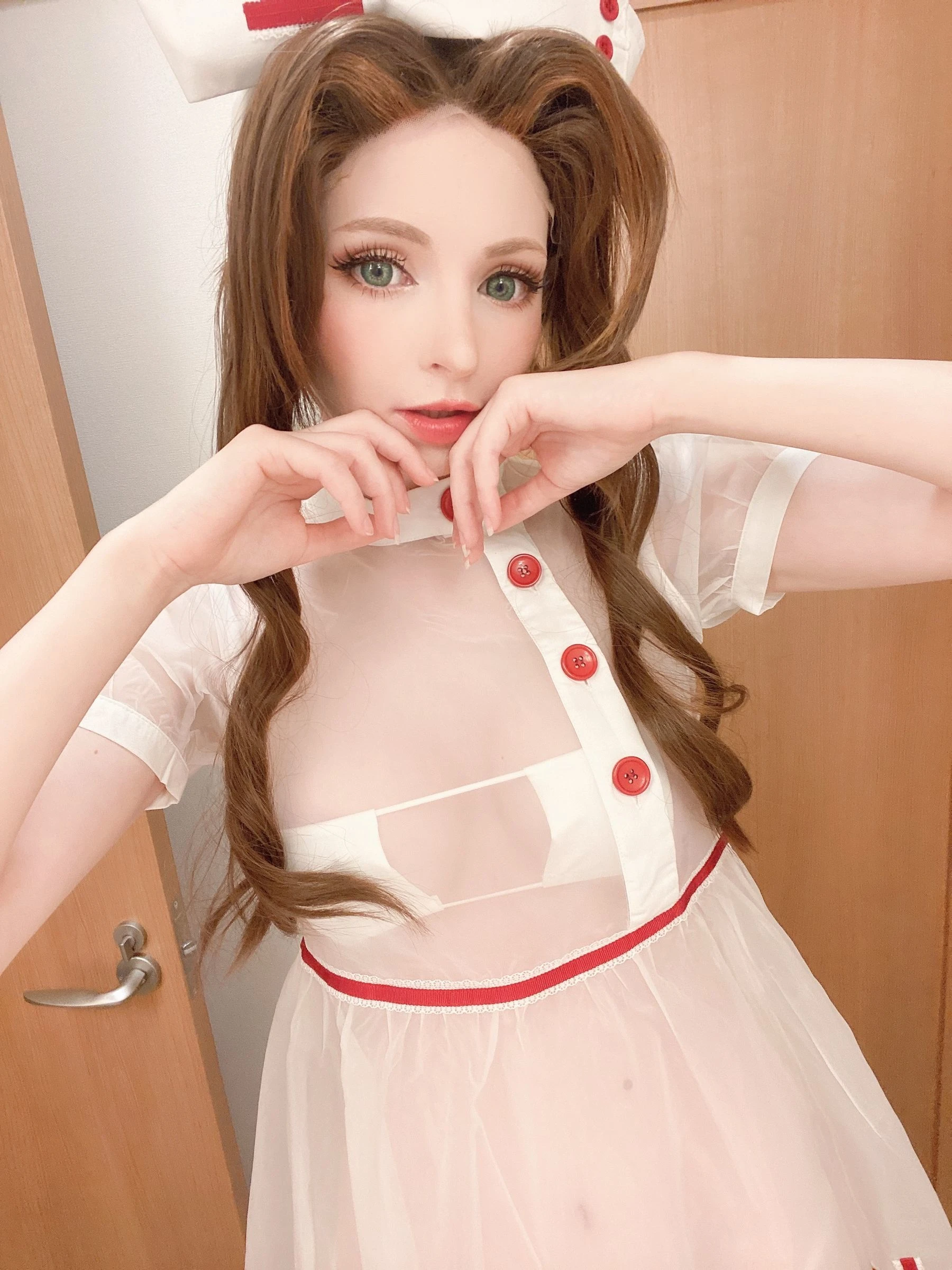 [校花]鄧莉琪鄧莉琪甜美氣質寫真大賞：街拍精選寫真演繹翹臀誘惑美學 - 10