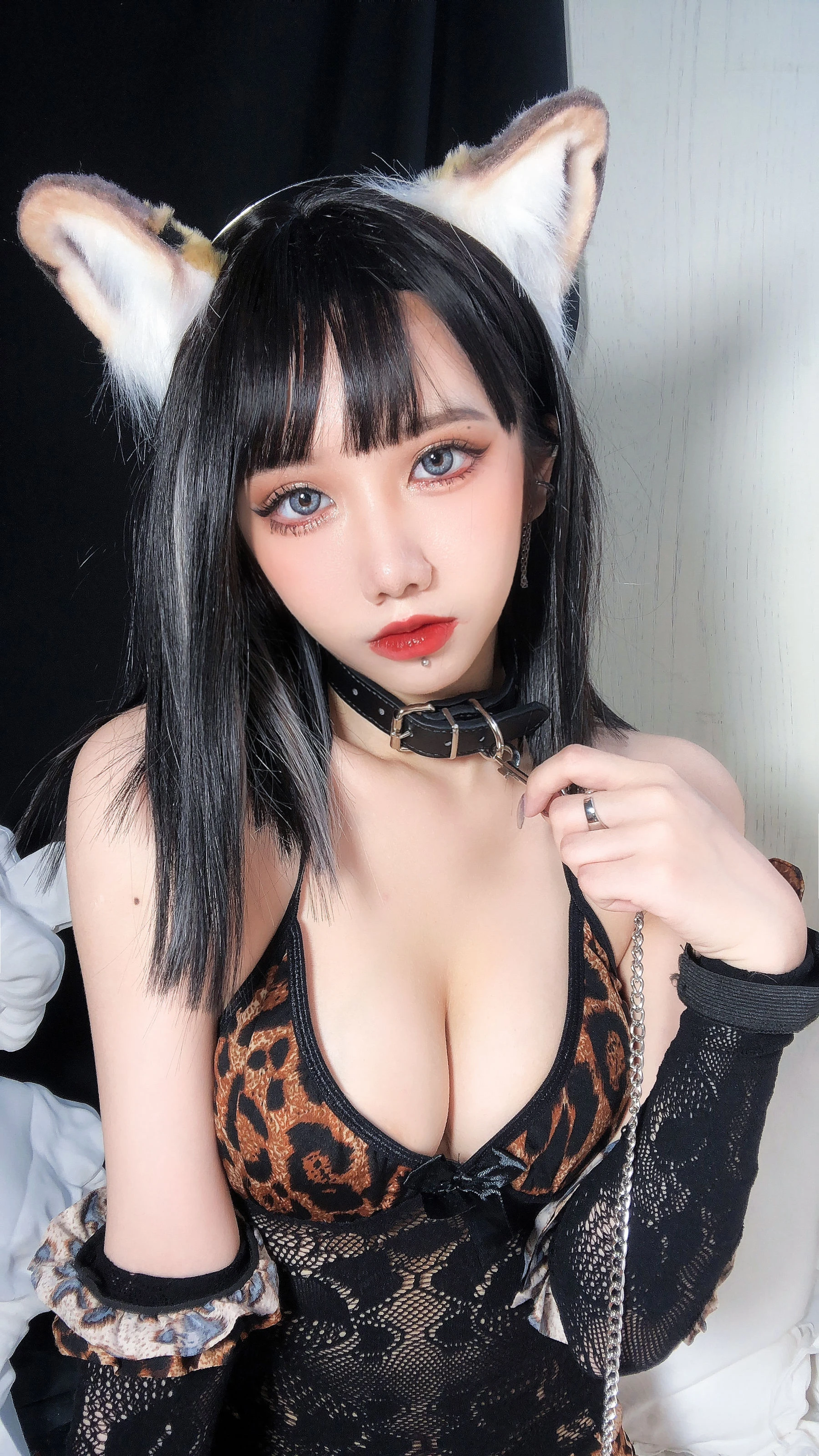 [美模]朱雅靜私房超清美圖珍藏：朱雅靜甜美演繹翹臀完美格調凸顯寫真藝術 - 2