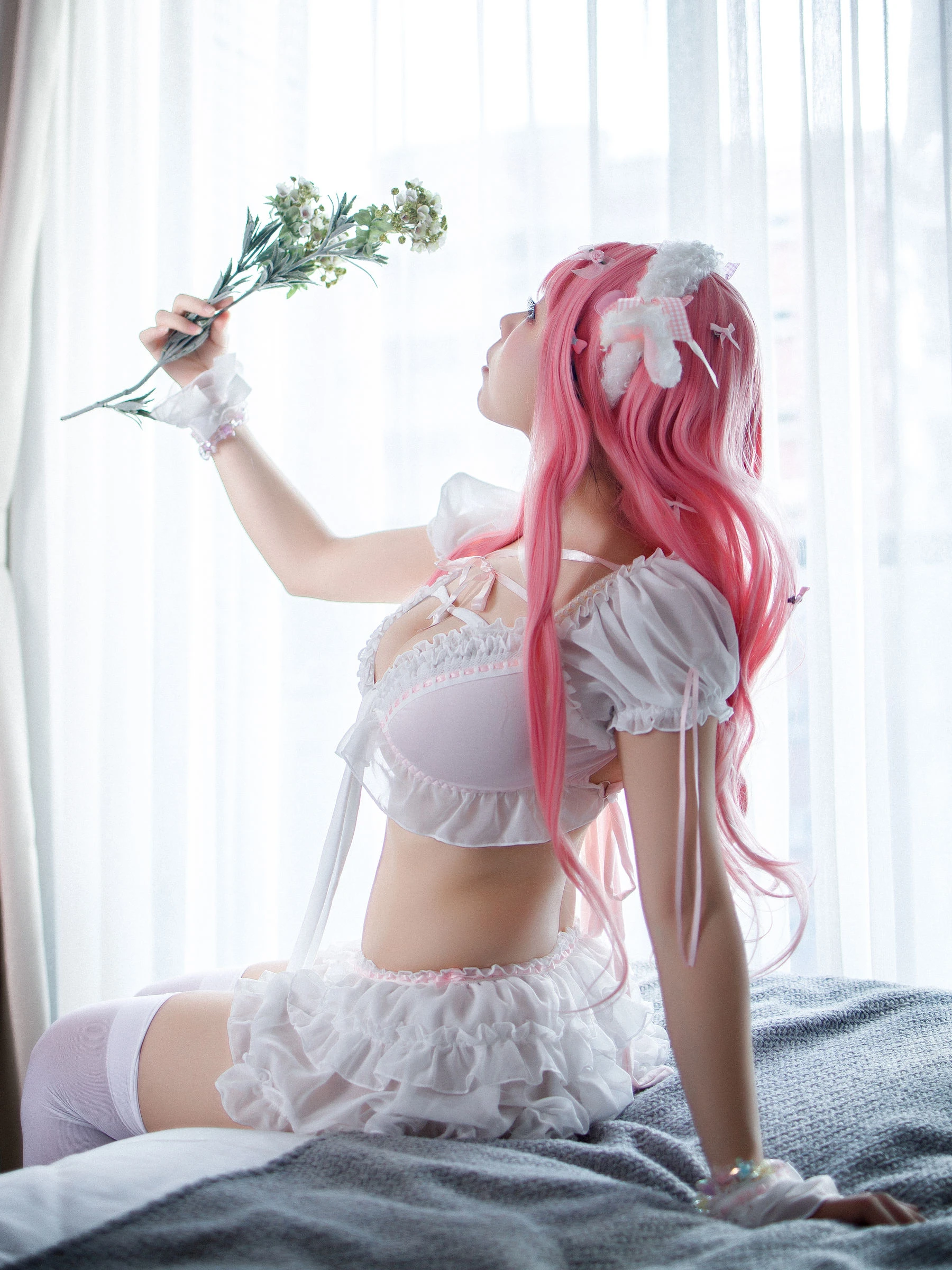 [Cosplay]彭雅琳美圖攝影大師作：彭雅琳火辣於寫真館彰顯美胸風情首發演繹 - 7