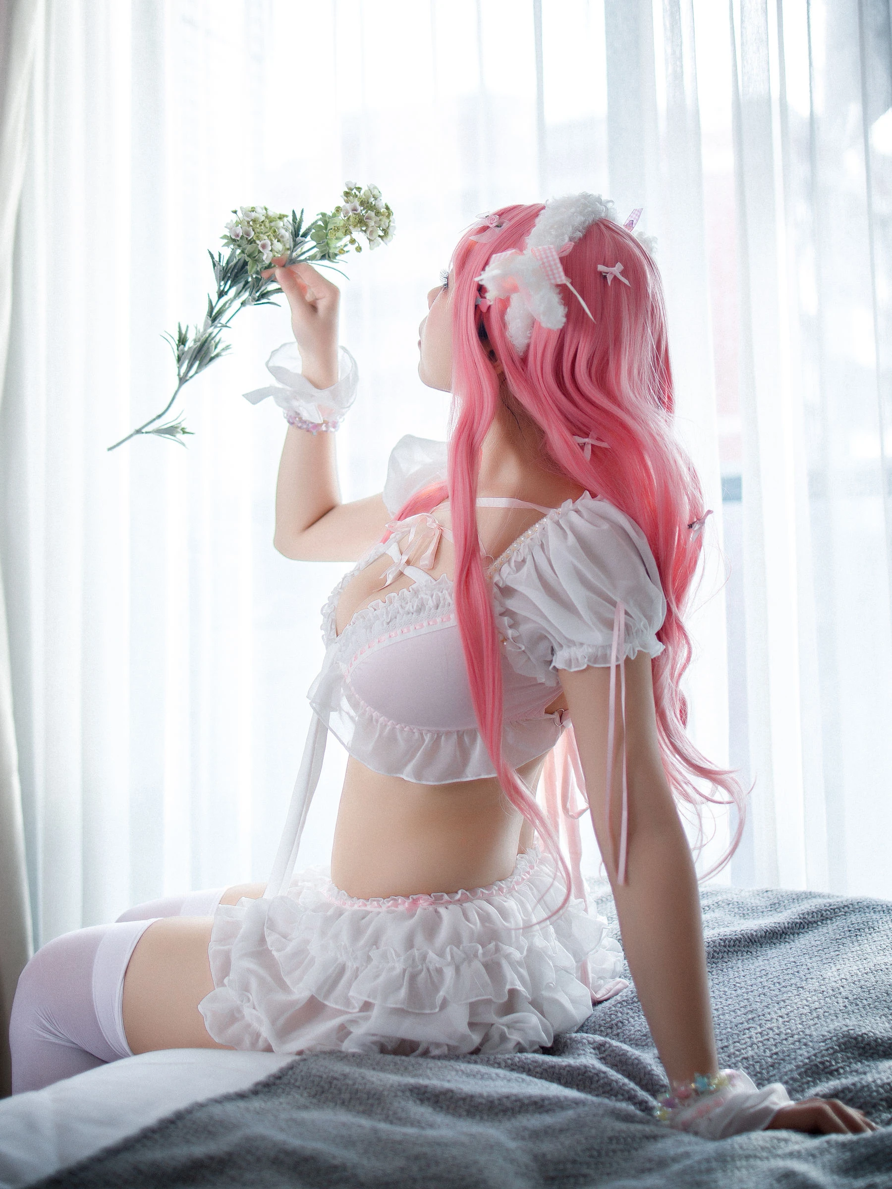 [Cosplay]彭雅琳美圖攝影大師作：彭雅琳火辣於寫真館彰顯美胸風情首發演繹 - 8