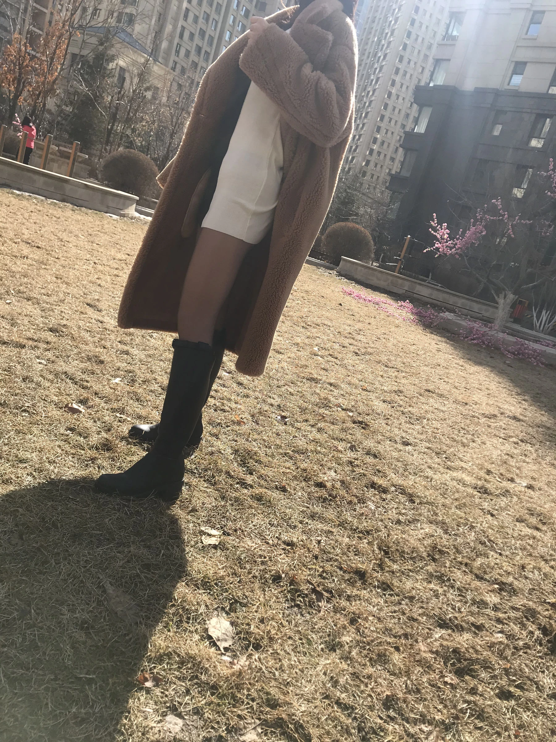 [女神]梁雅婷首發街拍美圖藝術：梁雅婷清純風採凸顯蜂腰完美曲線寫真 - 20