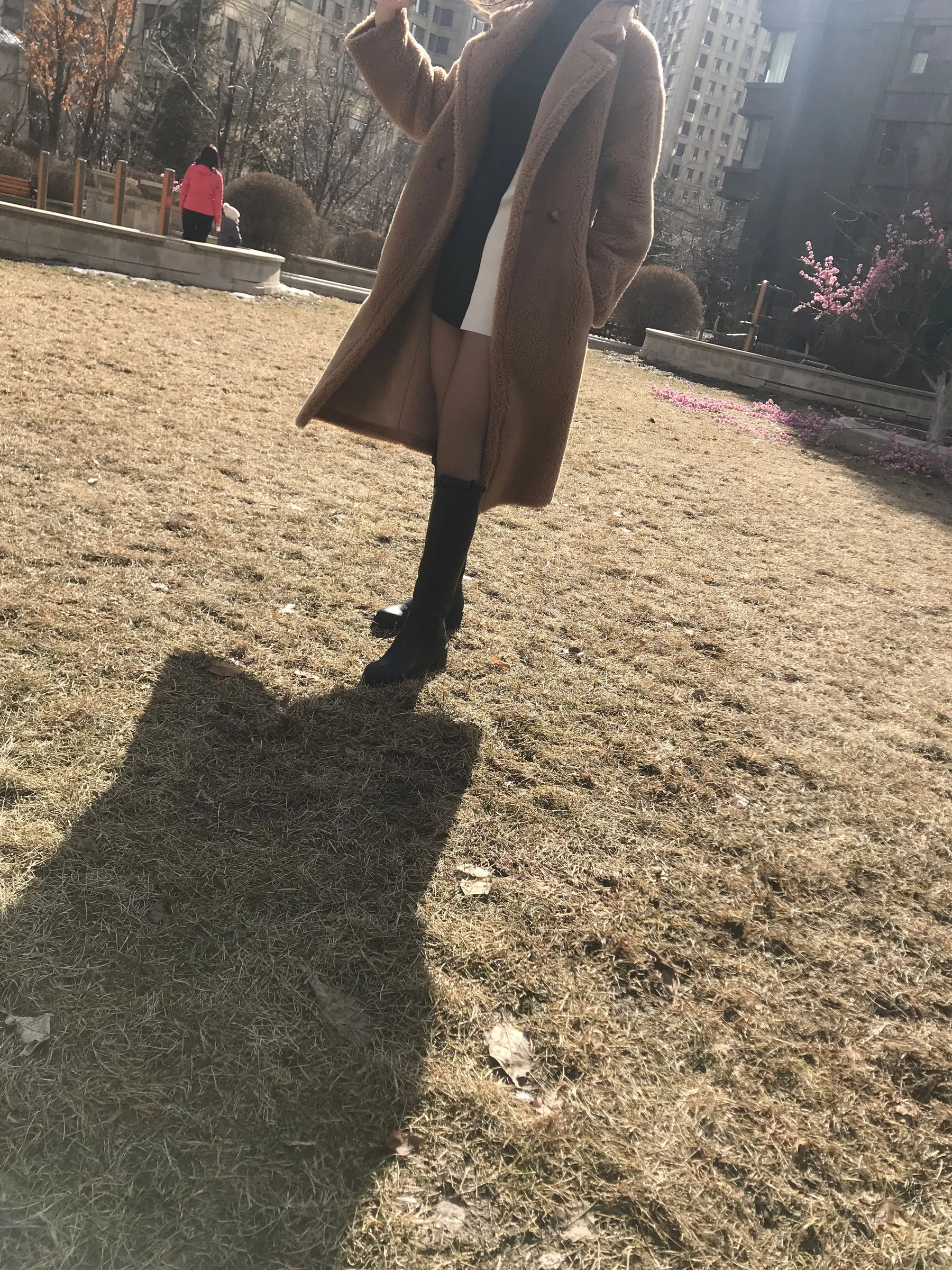 [女神]梁雅婷首發街拍美圖藝術：梁雅婷清純風採凸顯蜂腰完美曲線寫真 - 22