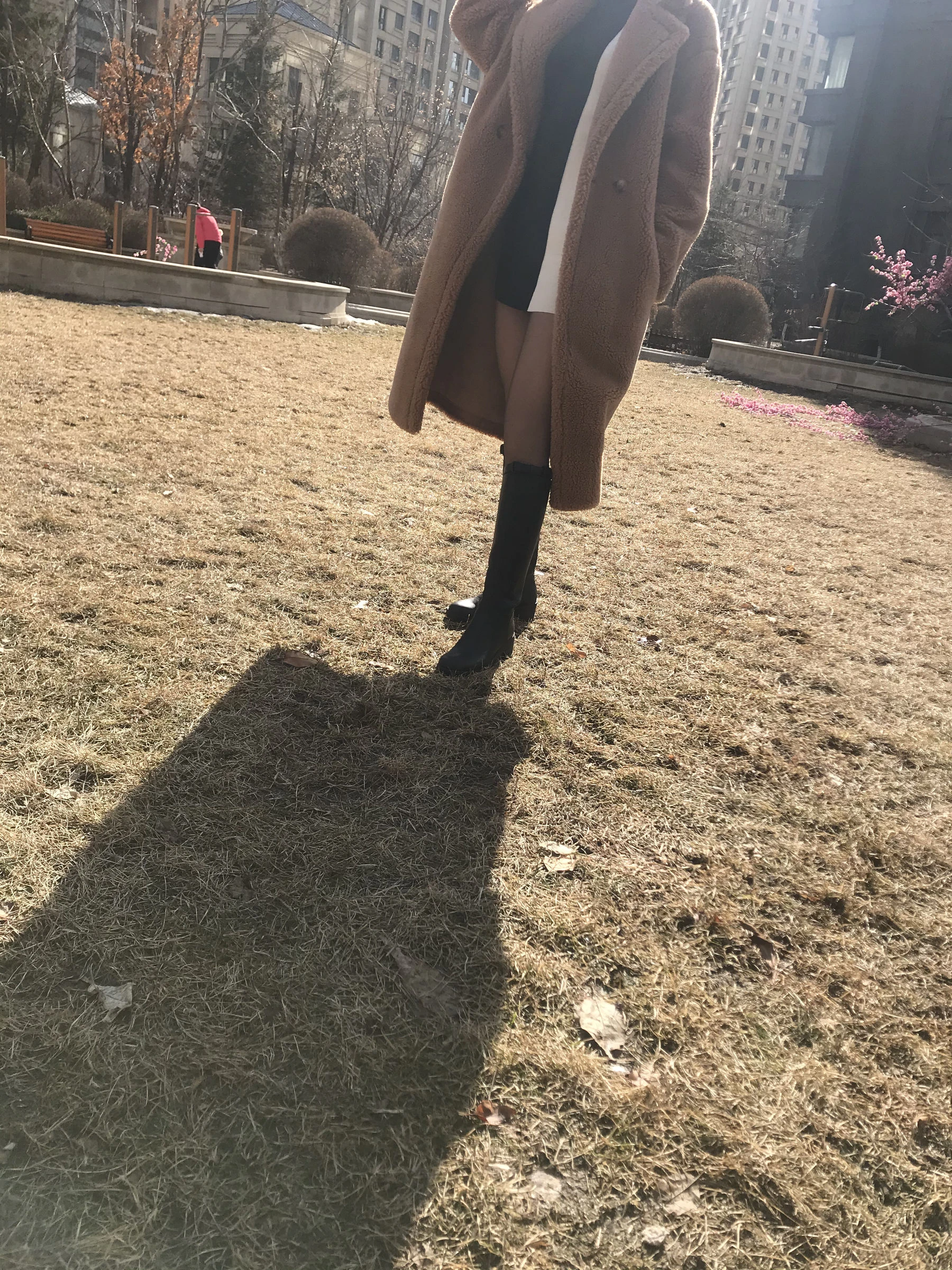 [女神]梁雅婷首發街拍美圖藝術：梁雅婷清純風採凸顯蜂腰完美曲線寫真 - 23