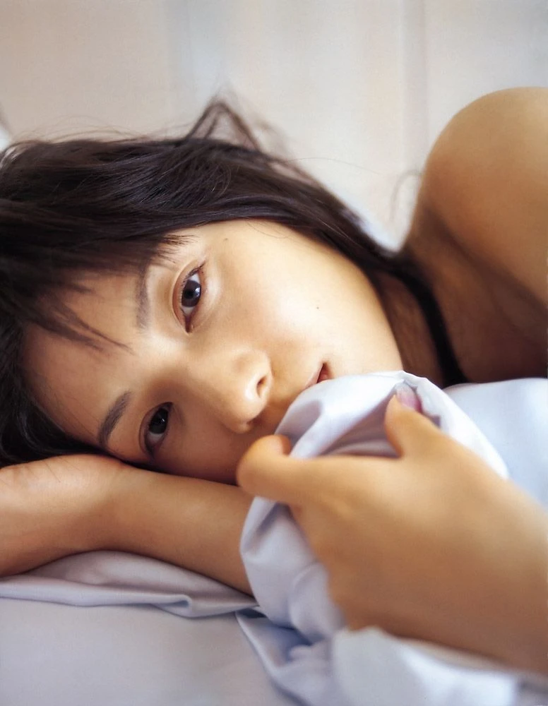 [嫩模]彭雨萱攝影棚珍藏寫真珍藏：彭雨萱火辣演繹身材完美神韻綻放寫真藝術 - 34