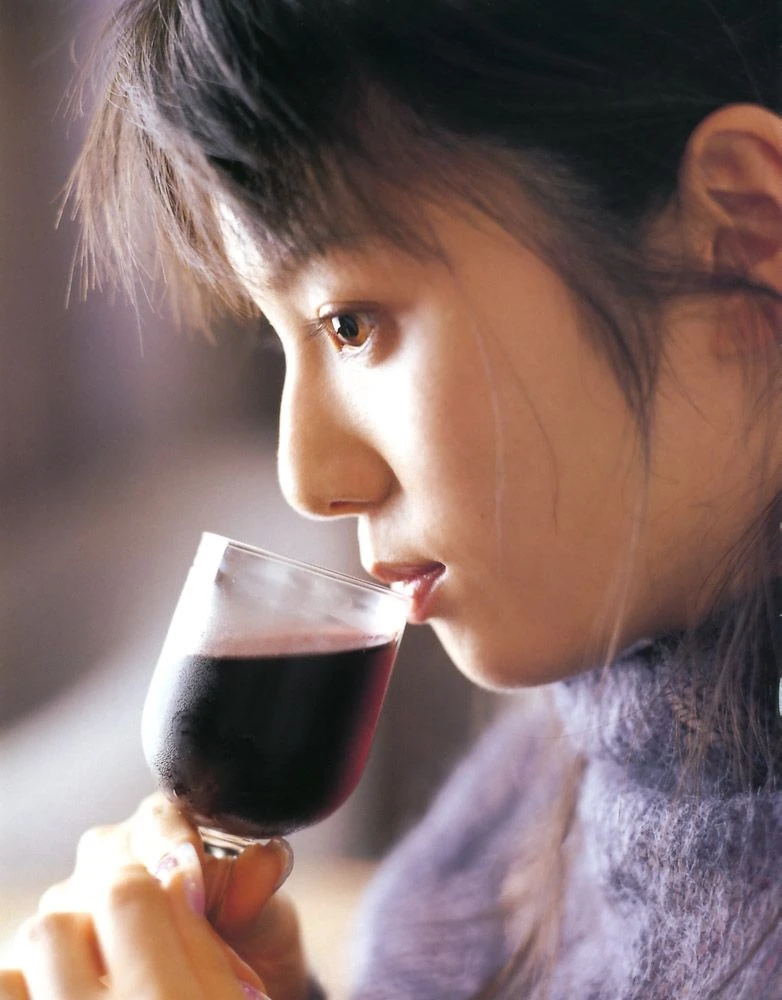 [嫩模]彭雨萱攝影棚珍藏寫真珍藏：彭雨萱火辣演繹身材完美神韻綻放寫真藝術 - 53
