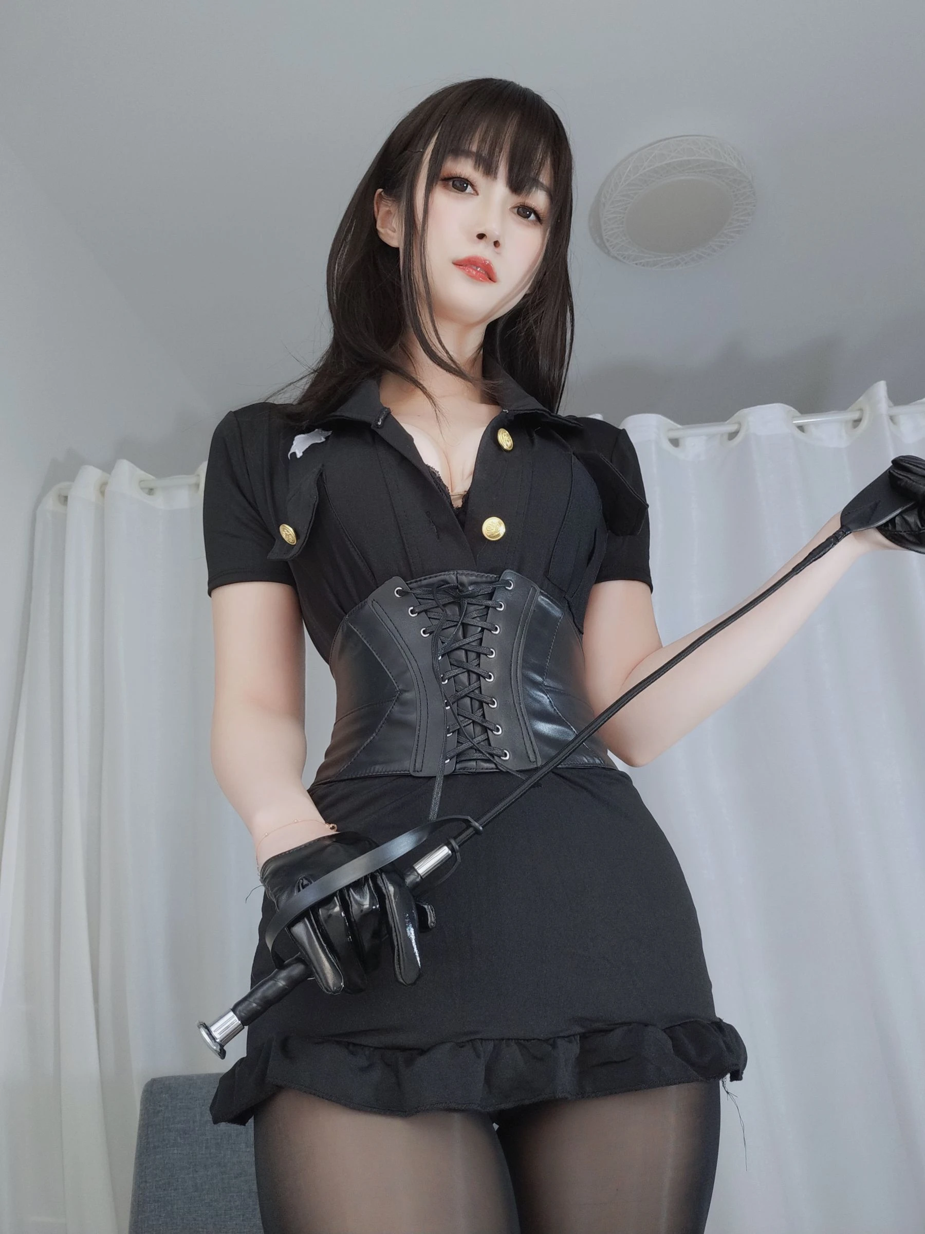 [校花]張雨靜圖集攝影大師作：張雨靜火辣於戶外展現曲線風情高清演繹 - 54
