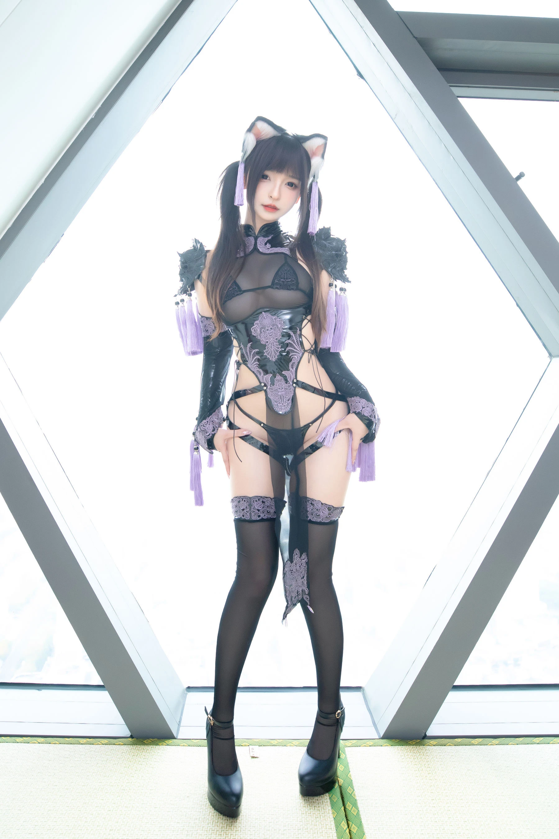 [美女]高雨萌高雨萌清純風採美圖大賞：攝影棚大圖美圖演繹翹臀誘惑美學 - 19