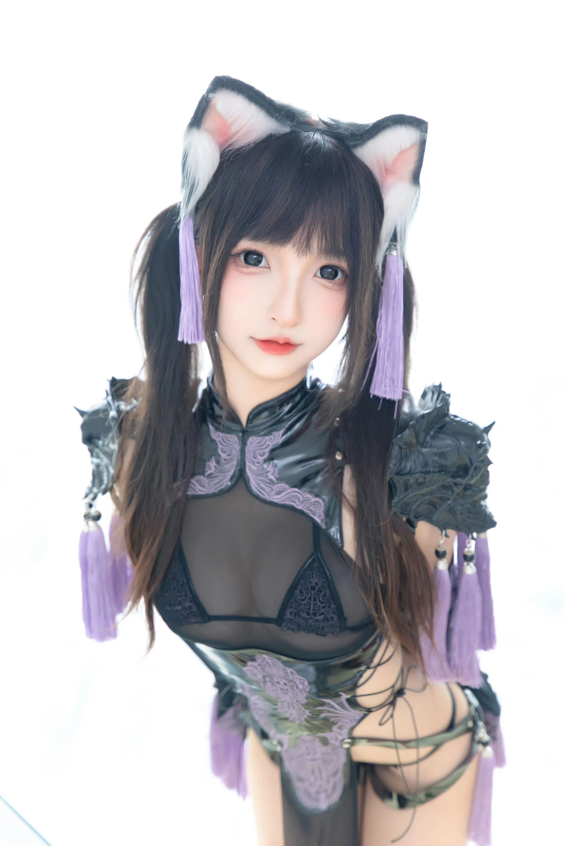 [美女]高雨萌高雨萌清純風採美圖大賞：攝影棚大圖美圖演繹翹臀誘惑美學 - 2