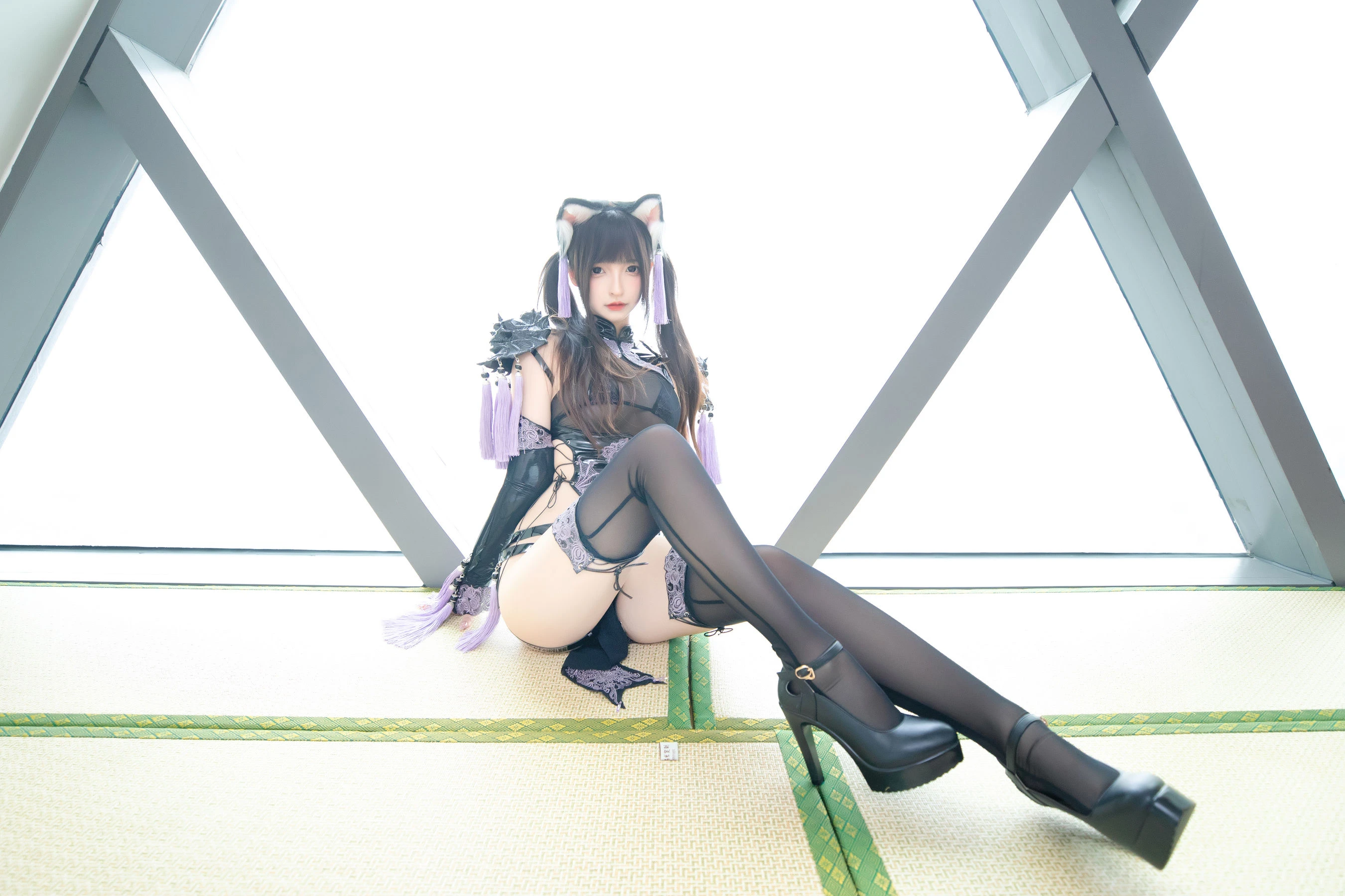 [美女]高雨萌高雨萌清純風採美圖大賞：攝影棚大圖美圖演繹翹臀誘惑美學 - 43