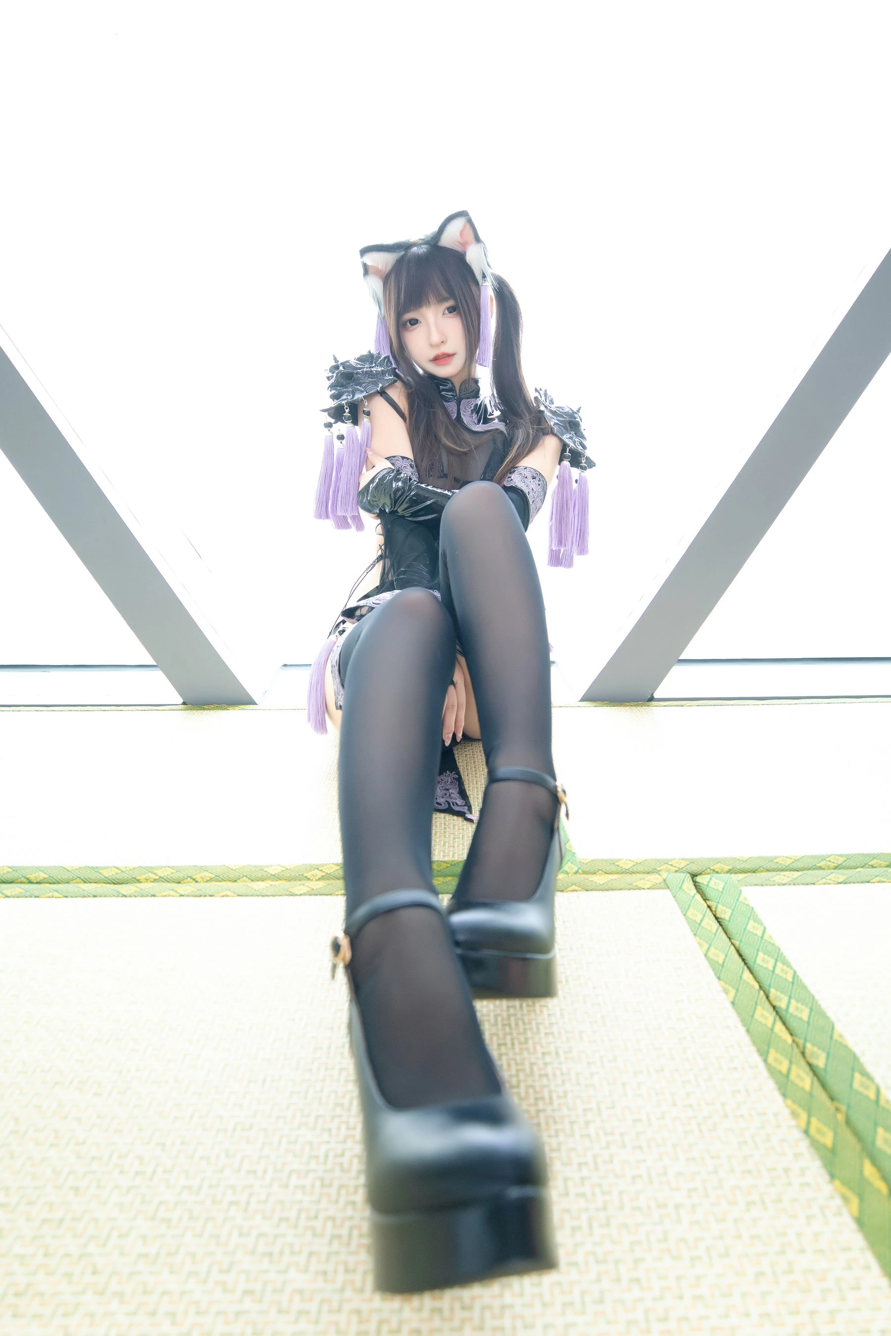 [美女]高雨萌高雨萌清純風採美圖大賞：攝影棚大圖美圖演繹翹臀誘惑美學 - 51