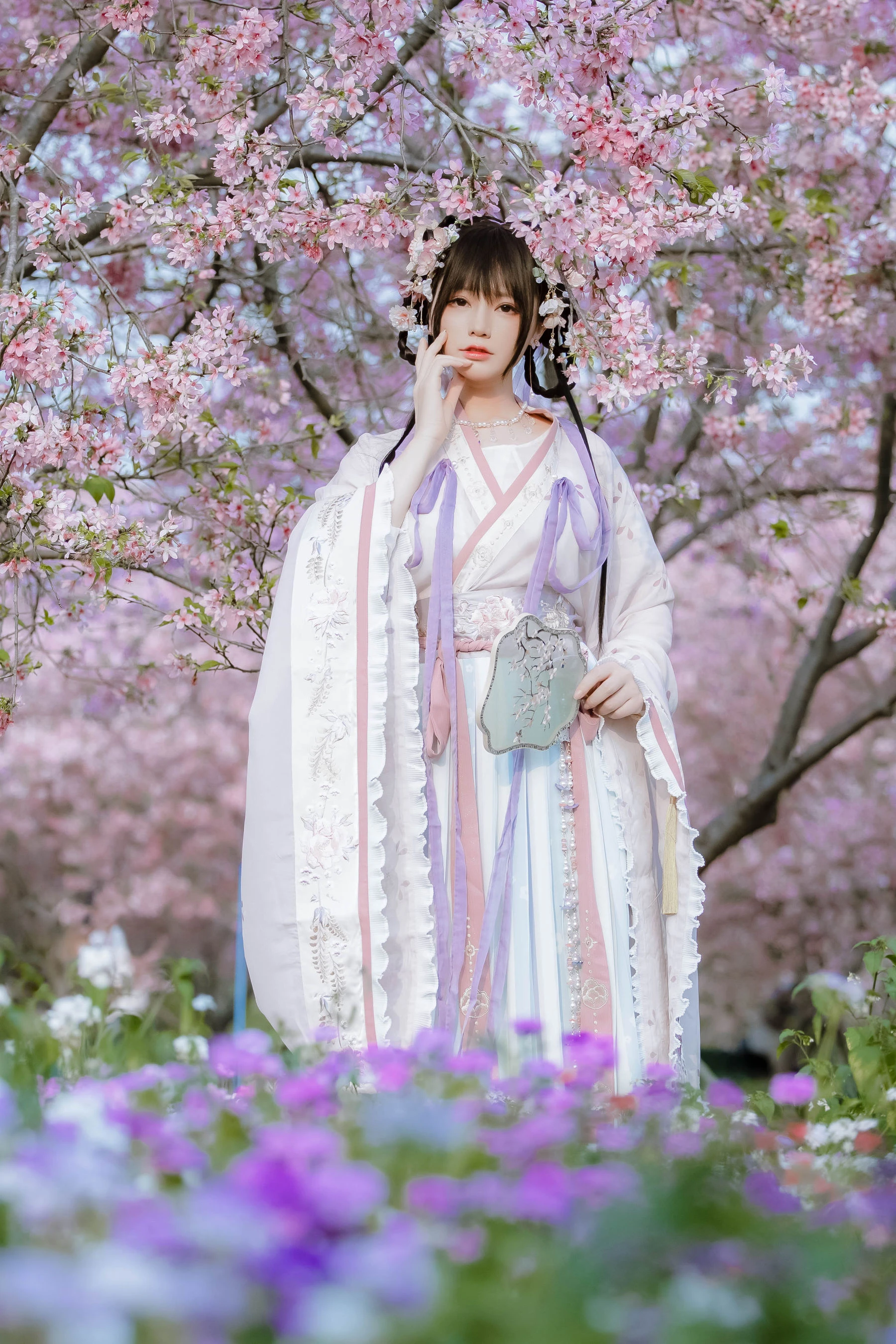 [辣妹]謝雅婷首發寫真作品：戶外攝影優雅彰顯謝雅婷蜂腰曲線格調綻放寫真集 - 10