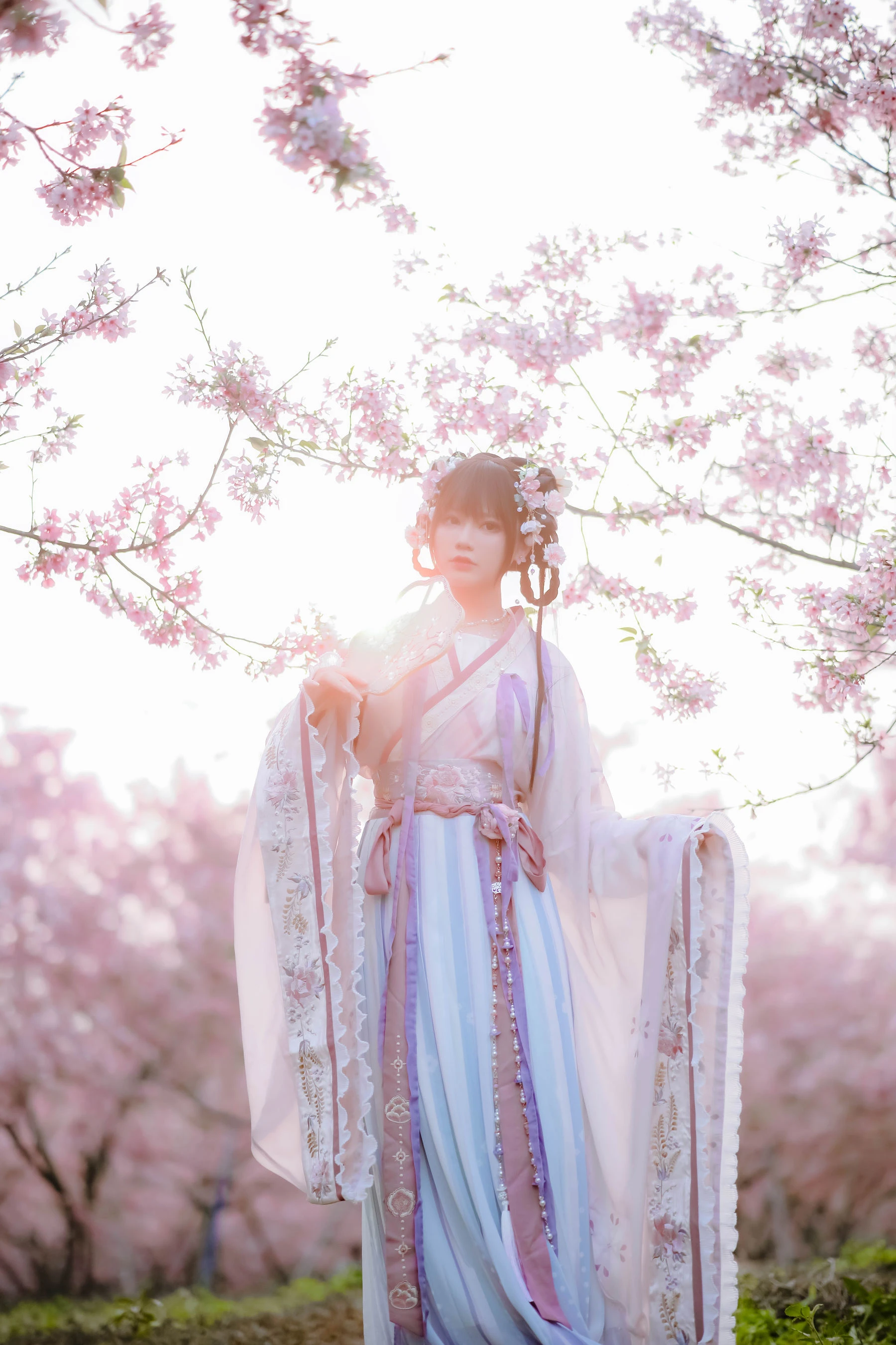 [辣妹]謝雅婷首發寫真作品：戶外攝影優雅彰顯謝雅婷蜂腰曲線格調綻放寫真集 - 27
