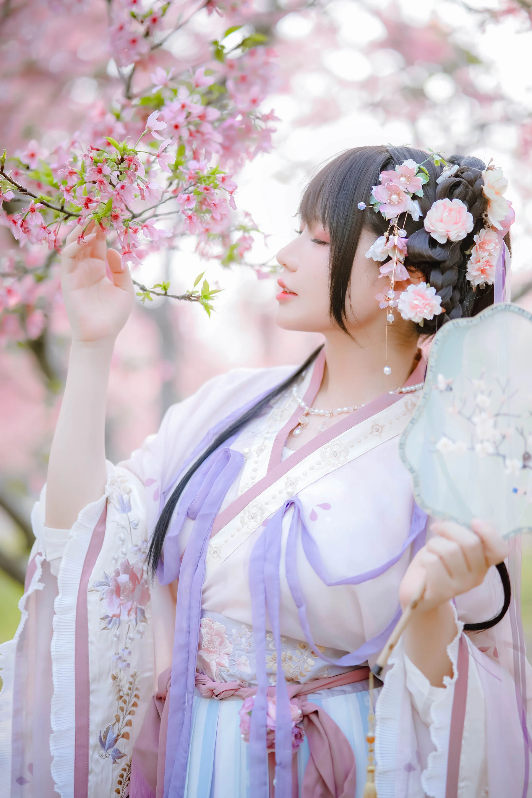 [辣妹]謝雅婷首發寫真作品：戶外攝影優雅彰顯謝雅婷蜂腰曲線格調綻放寫真集 - 37