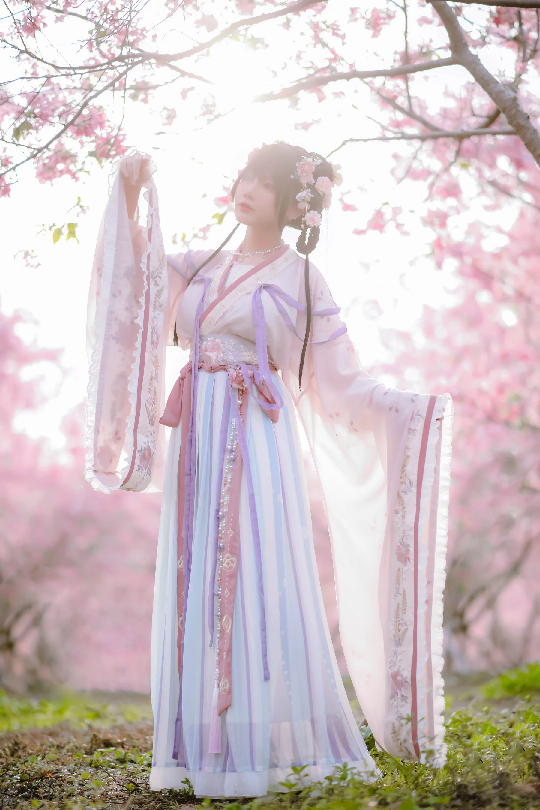 [辣妹]謝雅婷首發寫真作品：戶外攝影優雅彰顯謝雅婷蜂腰曲線格調綻放寫真集 - 40
