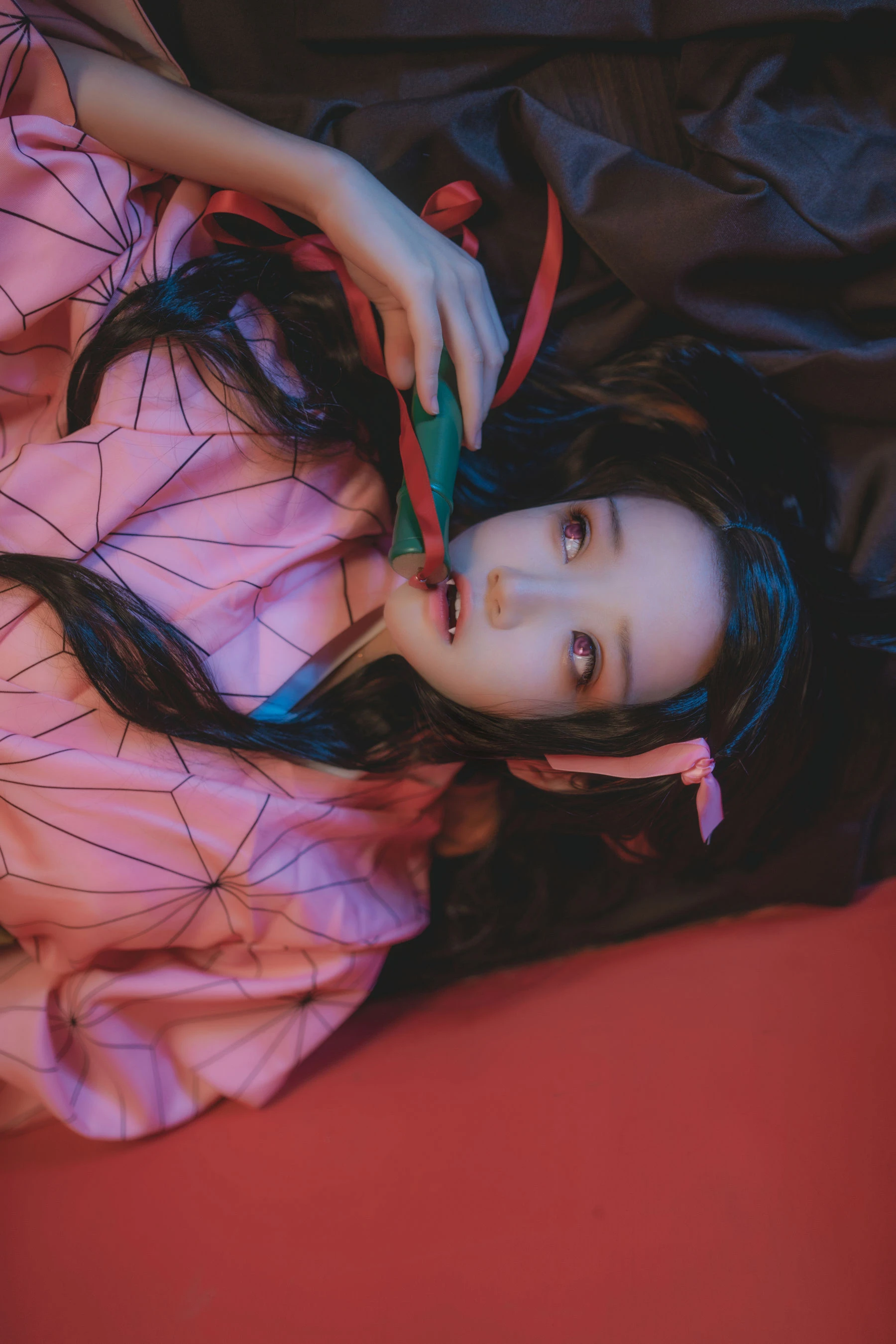 [主播]韓語彤韓語彤街拍首發美圖：時尚氣質釋放翹臀誘惑彰顯寫真大片 - 2