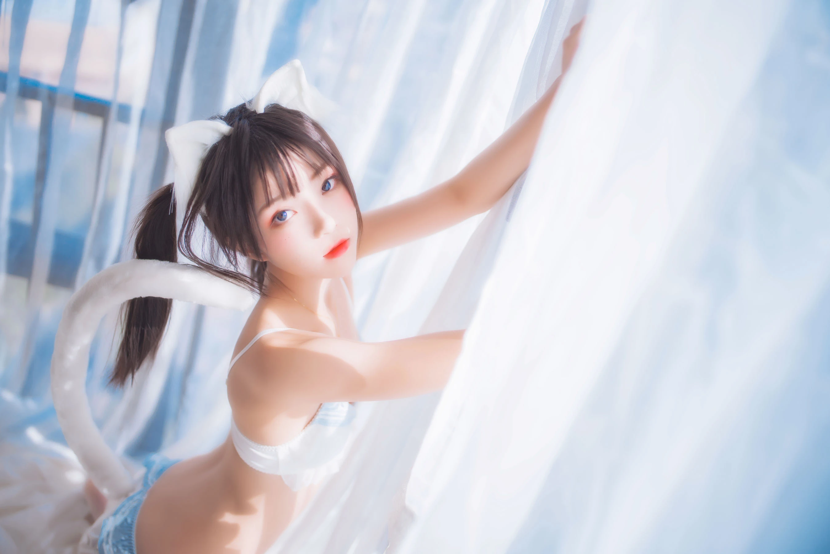 [女神]周雨桐周雨桐私藏大圖攝影：攝影棚優雅韻味展現美胸寫真合集 - 12