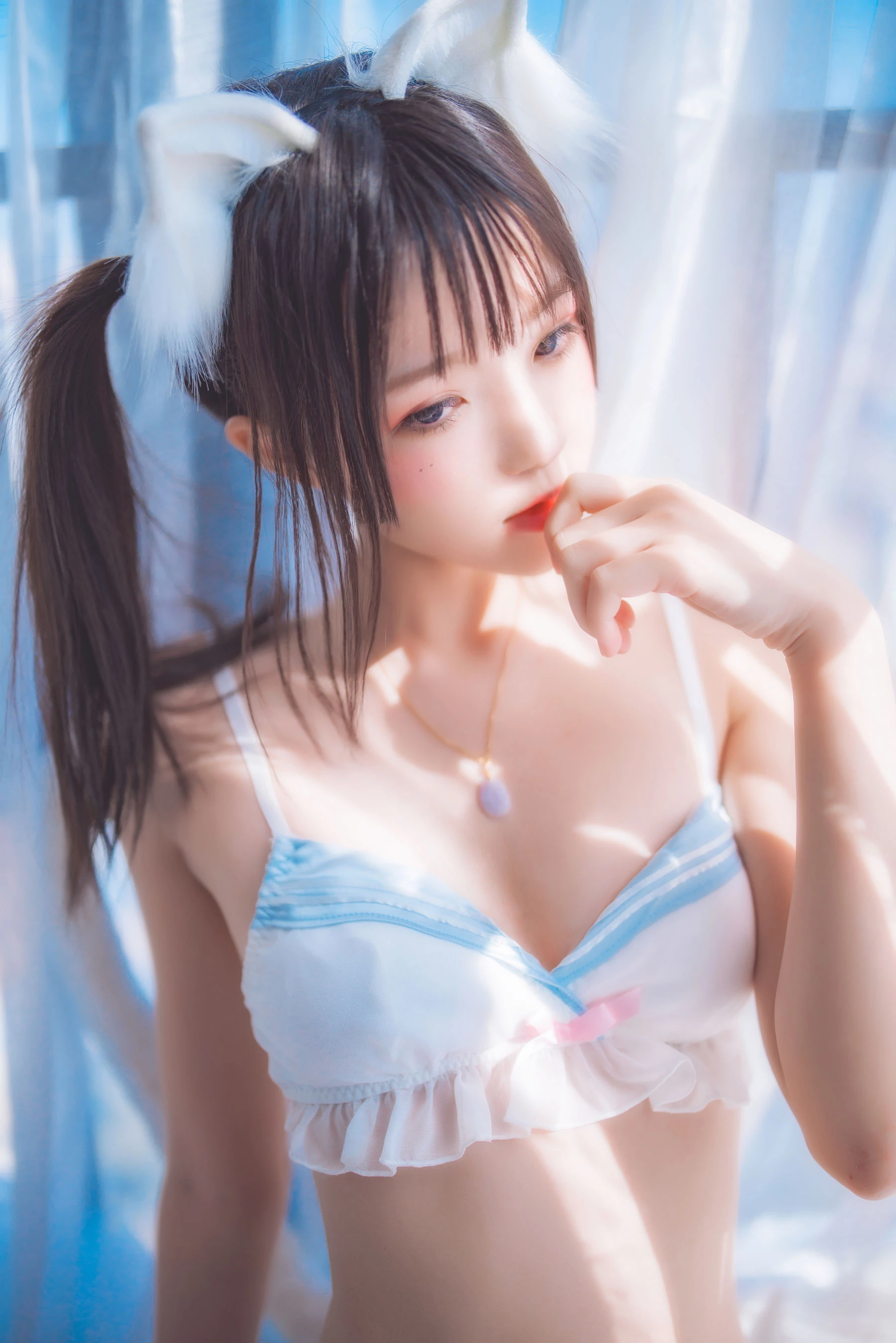 [女神]周雨桐周雨桐私藏大圖攝影：攝影棚優雅韻味展現美胸寫真合集 - 31