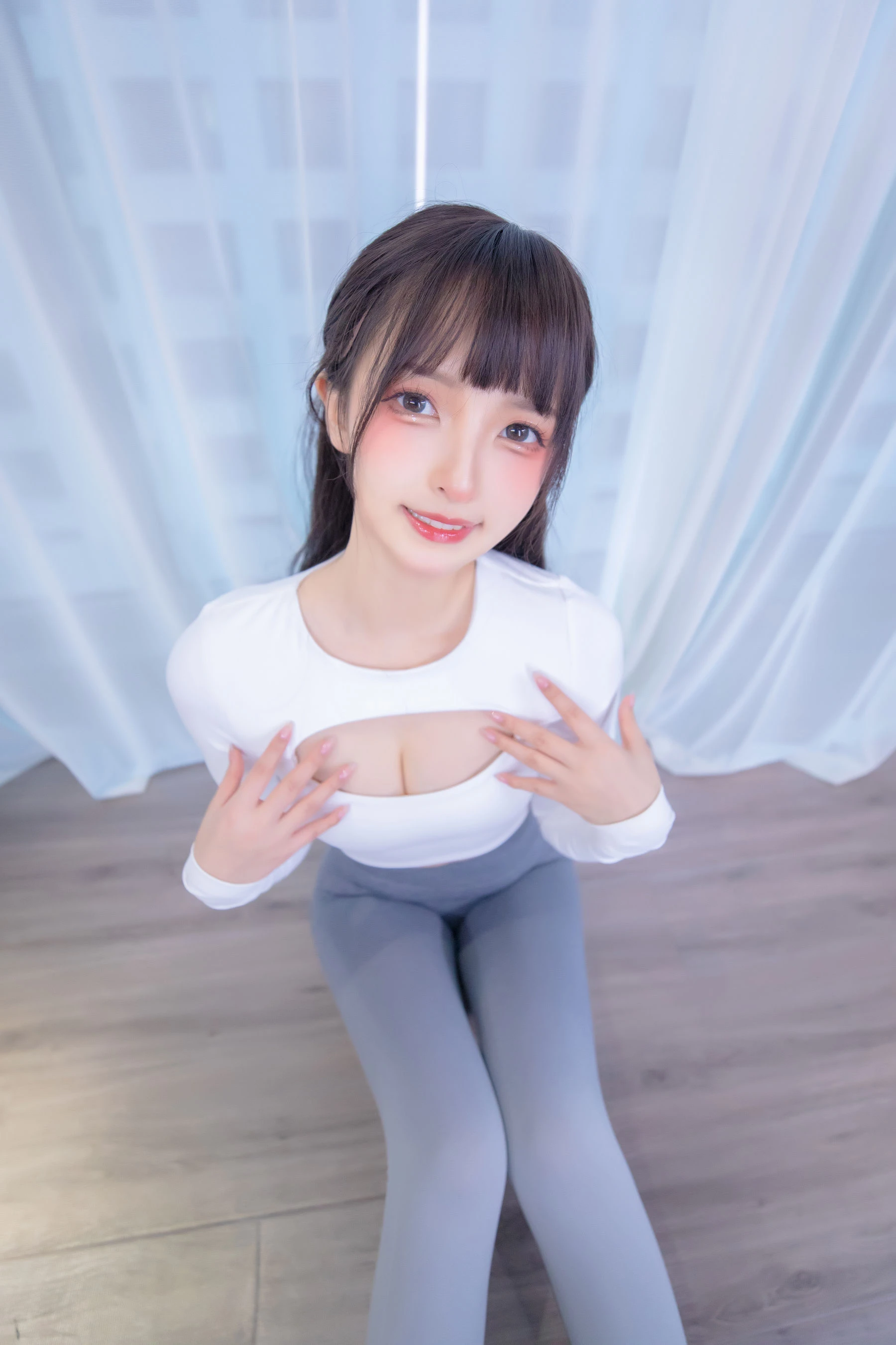[女神]陳莉婷街拍高清攝影珍藏：陳莉婷性感演繹曲線完美風情綻放寫真藝術 - 30