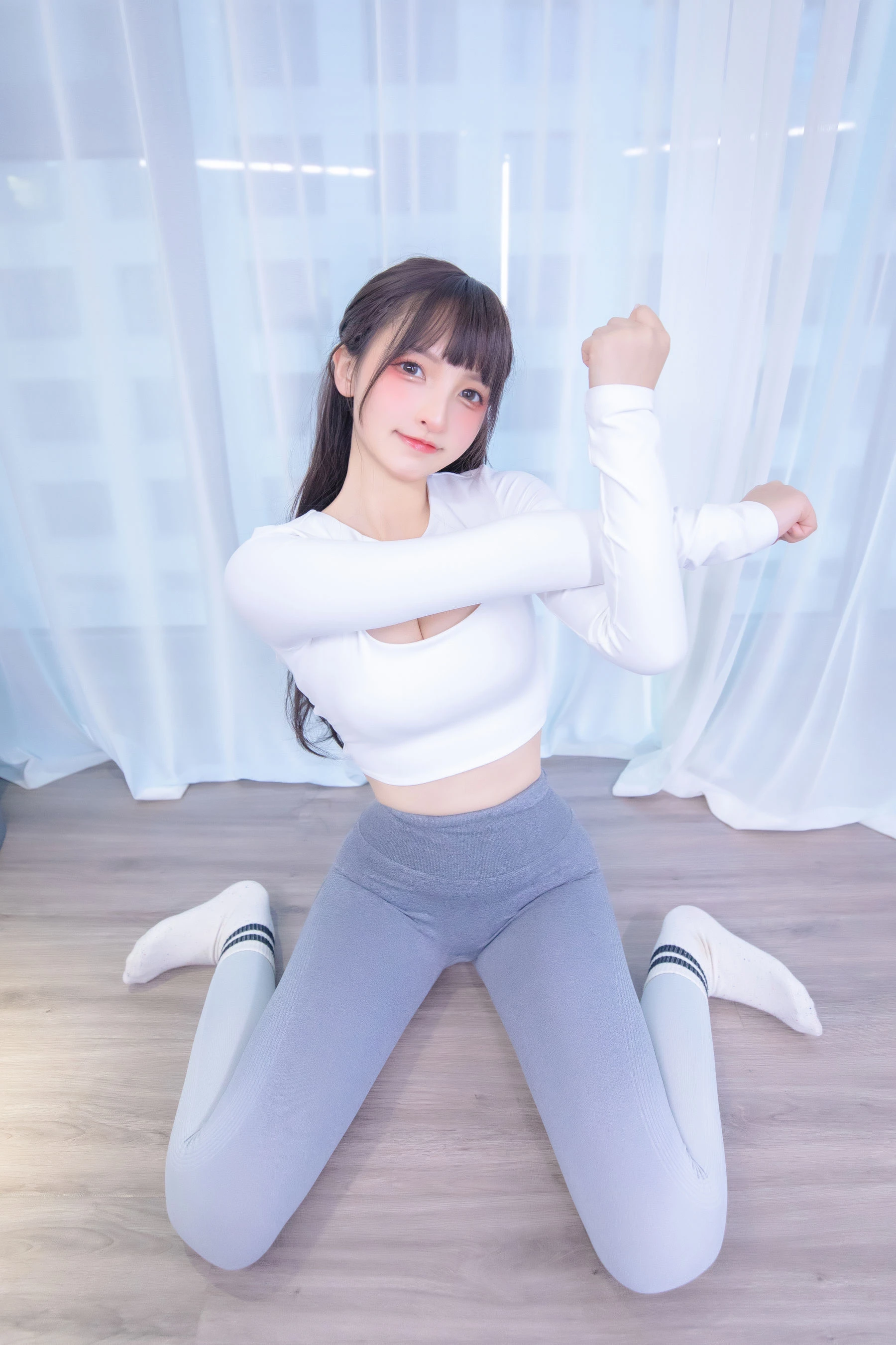 [女神]陳莉婷街拍高清攝影珍藏：陳莉婷性感演繹曲線完美風情綻放寫真藝術 - 39