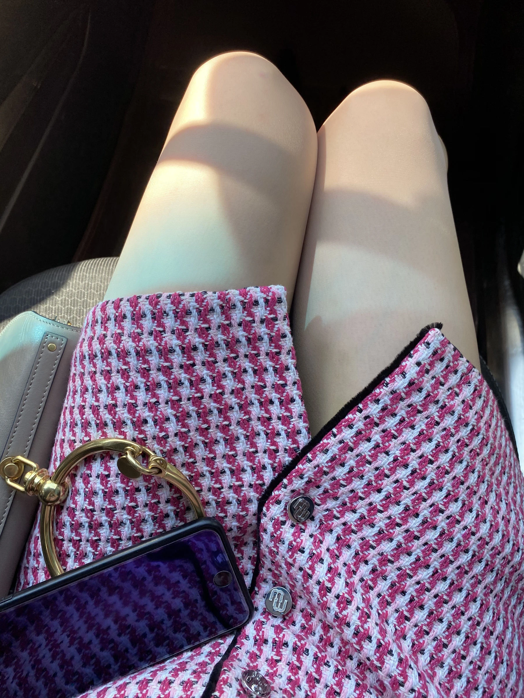 [空姐]宋梓涵宋梓涵魅惑風採大片大賞：室內大圖大片演繹美腿誘惑美學 - 37
