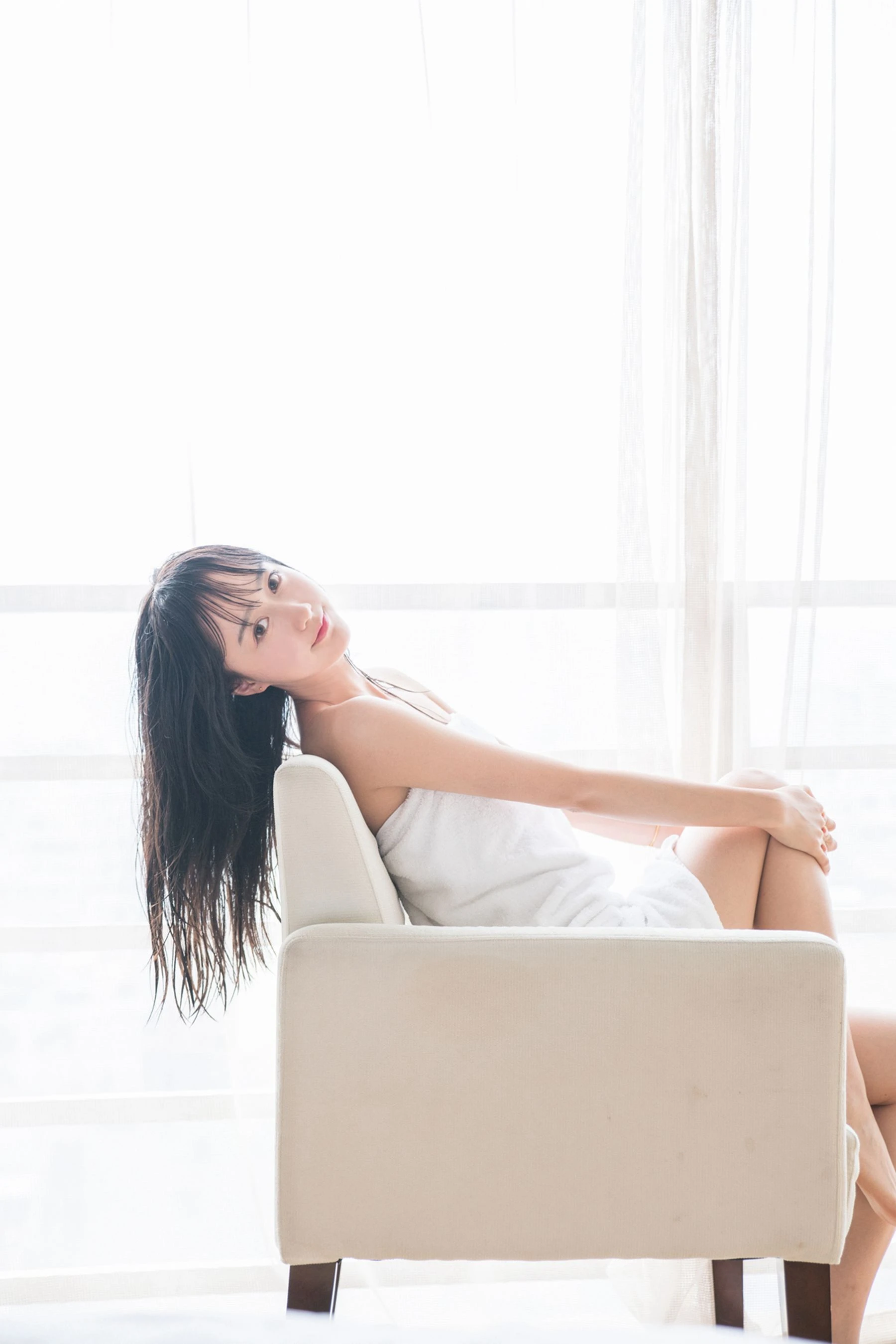[校花]許慧新大片攝影大師作：許慧新甜美於室內展現曲線風情首發演繹 - 17