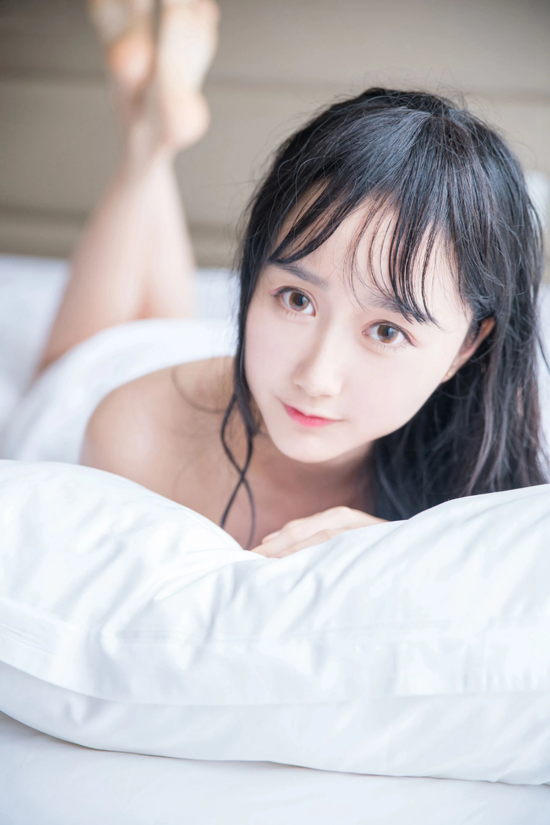 [校花]許慧新大片攝影大師作：許慧新甜美於室內展現曲線風情首發演繹 - 26