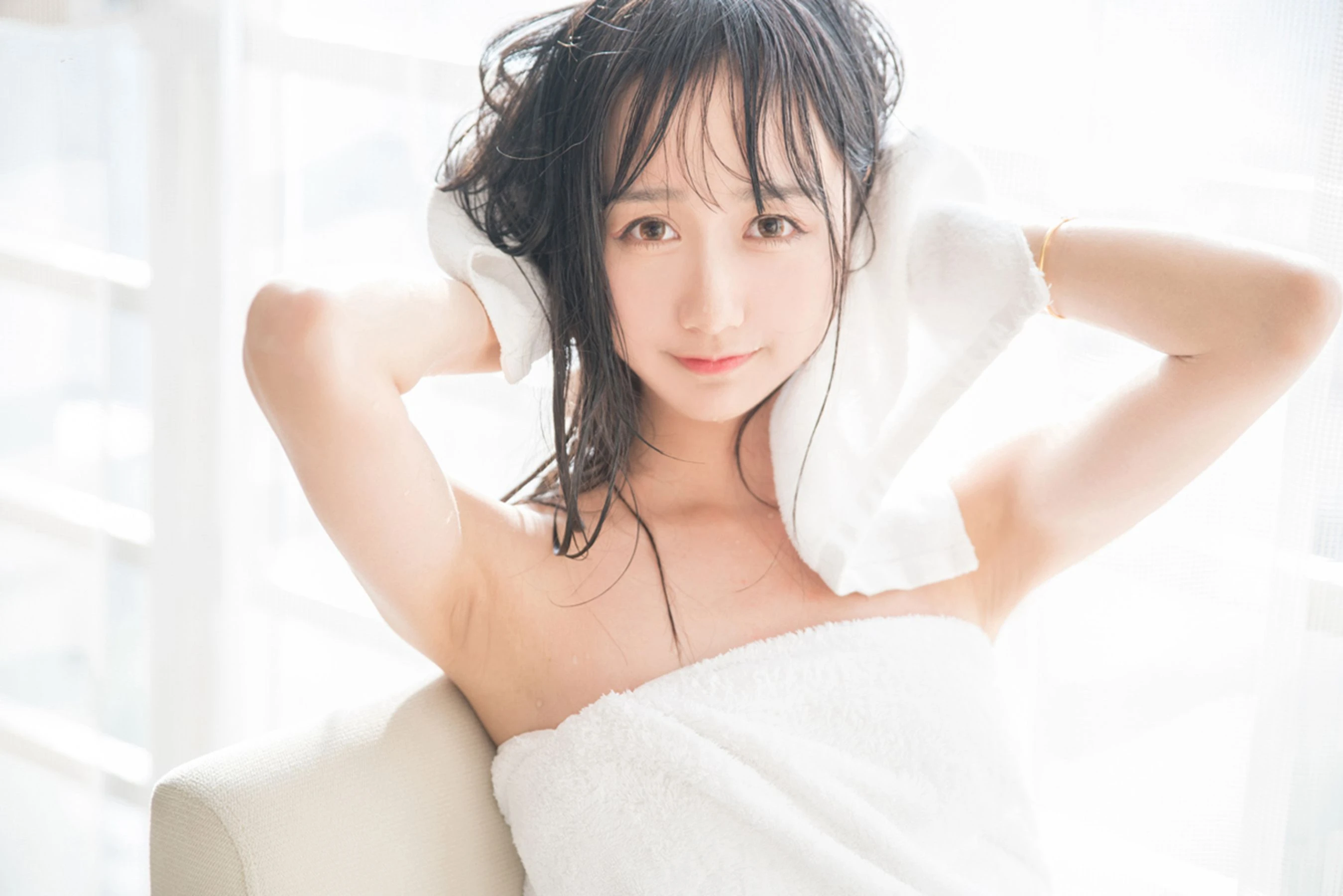 [校花]許慧新大片攝影大師作：許慧新甜美於室內展現曲線風情首發演繹 - 33