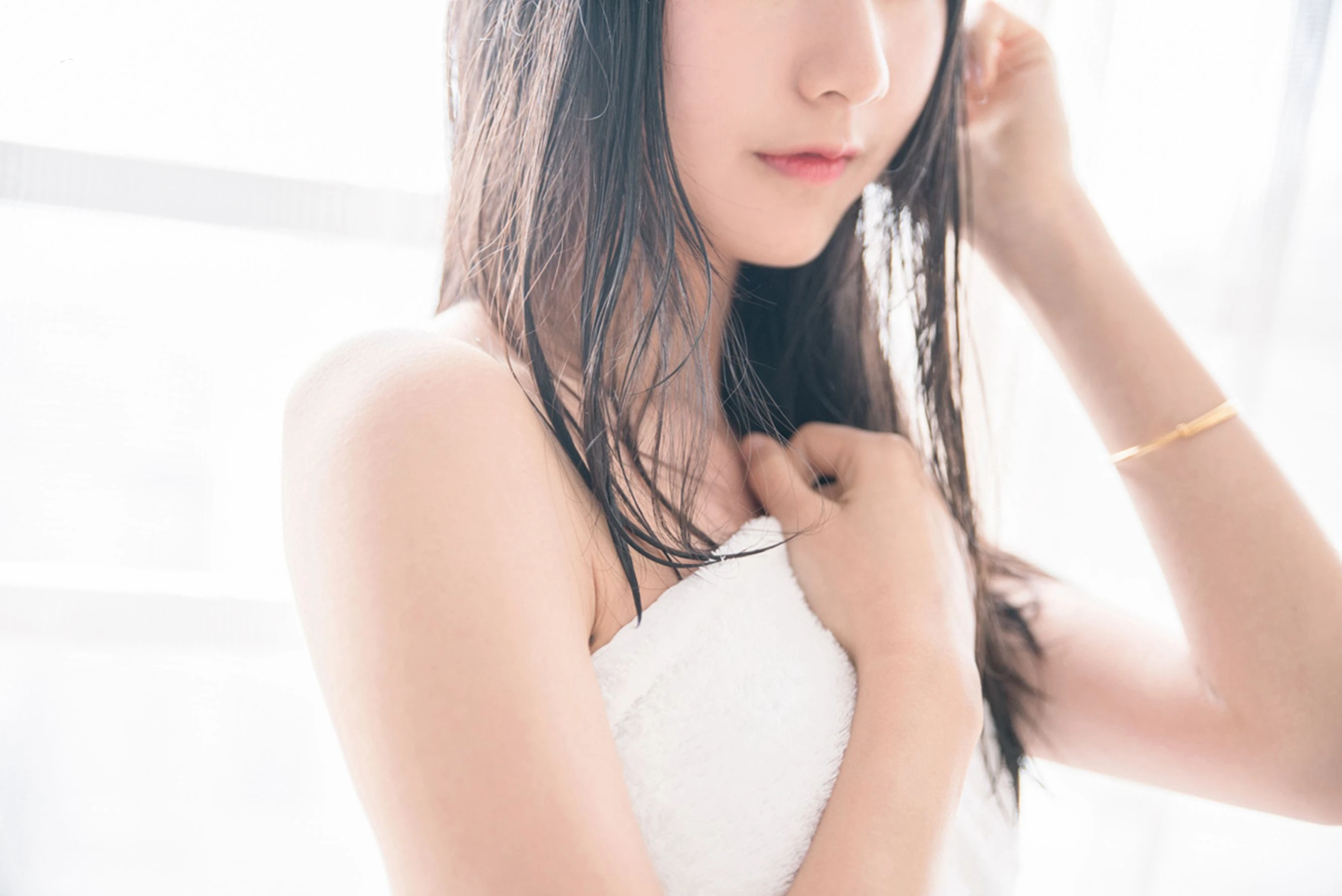 [校花]許慧新大片攝影大師作：許慧新甜美於室內展現曲線風情首發演繹 - 6