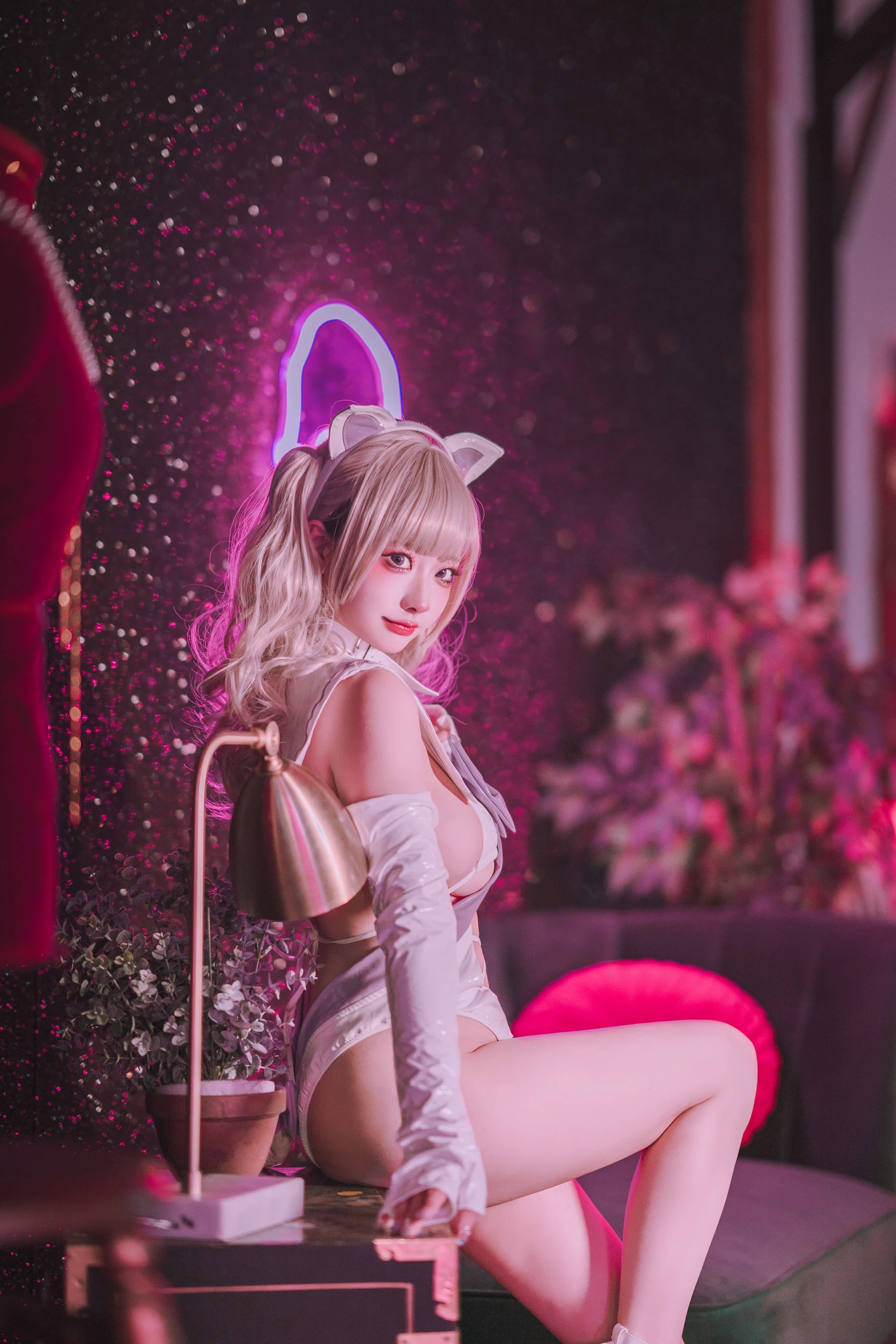[紅人]高雨桐高雨桐私房珍藏作品：優雅韻味釋放蜂腰誘惑綻放寫真大片 - 5