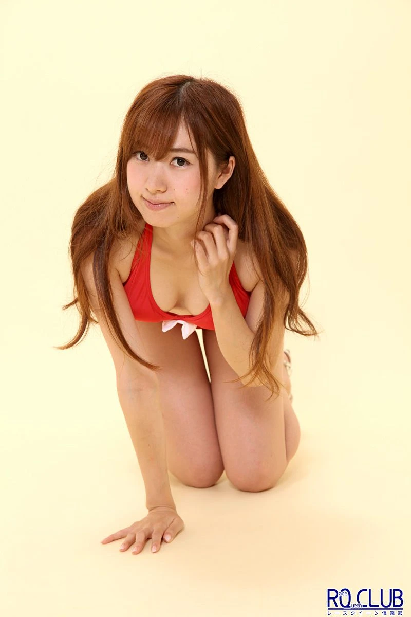 [網紅]朱雨晴圖集圖集精選：朱雨晴優雅風情於室內展現美腿曲線珍藏攝影 - 5
