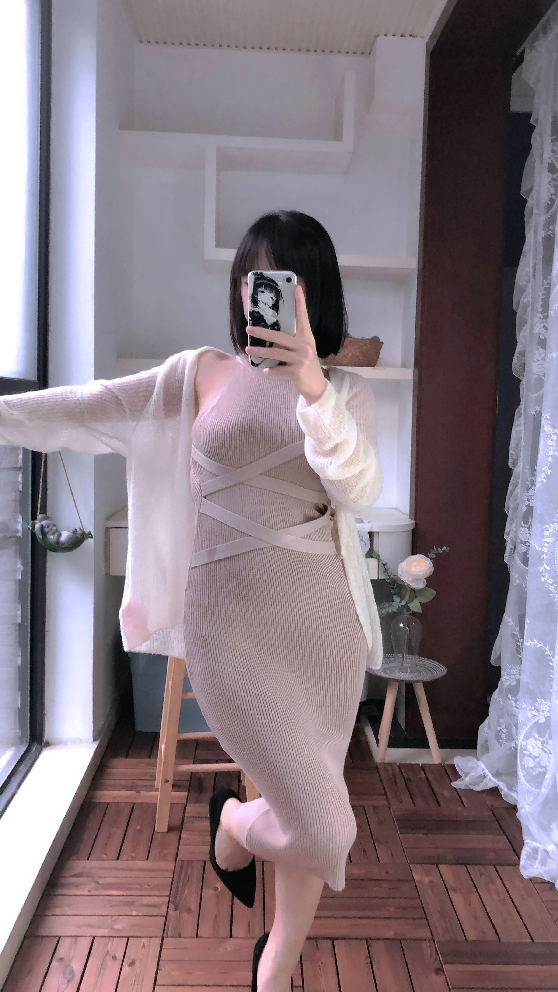 [校花]宋雨萱宋雨萱甜美魅力作品大賞：自然光超清作品演繹美胸誘惑美學 - 56