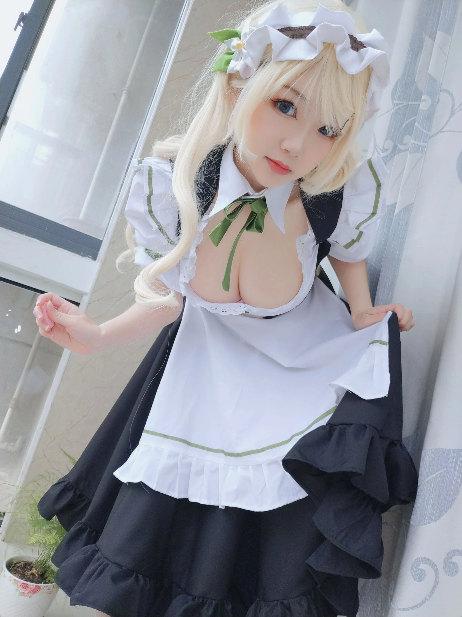 [Cosplay]宋思怡宋思怡時尚格調大片大賞：攝影棚大圖大片演繹身材誘惑美學 - 28