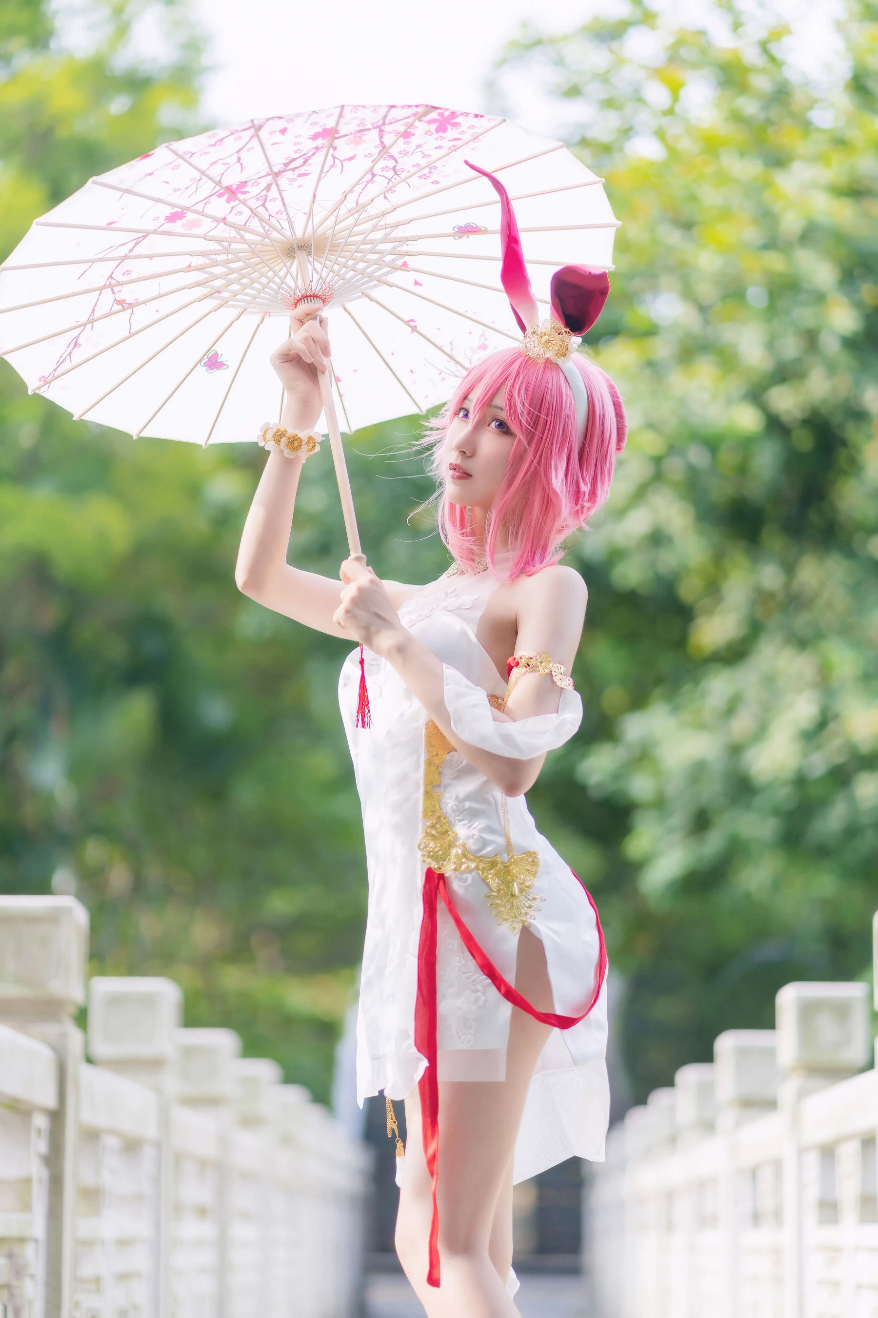 [甜心]何雨含何雨含優雅神韻寫真大賞：私房精選寫真演繹蜂腰誘惑美學 - 12