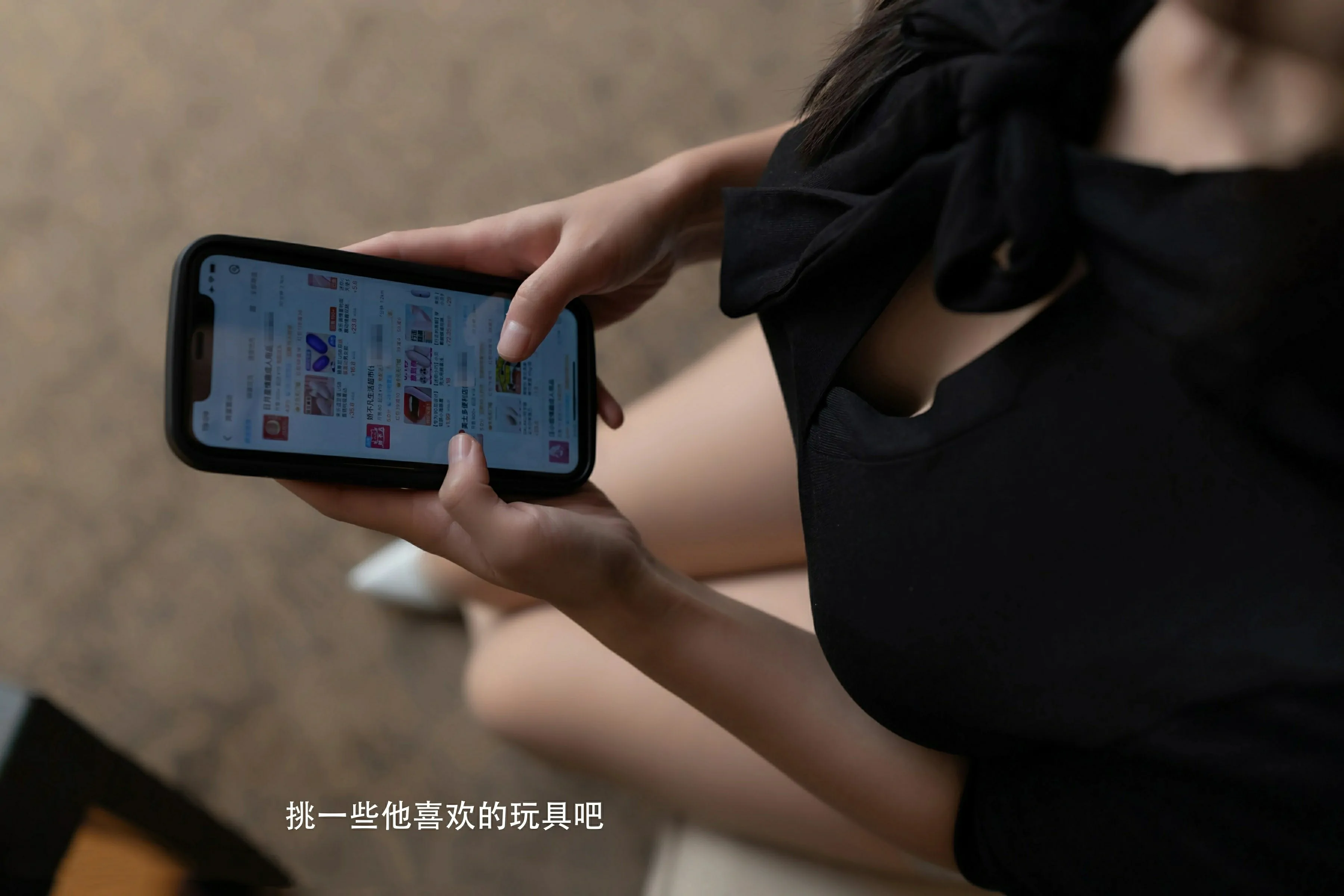 [網紅]鄧雨晴鄧雨晴街拍大圖作品：火辣韻味釋放身材誘惑凸顯寫真大片 - 8