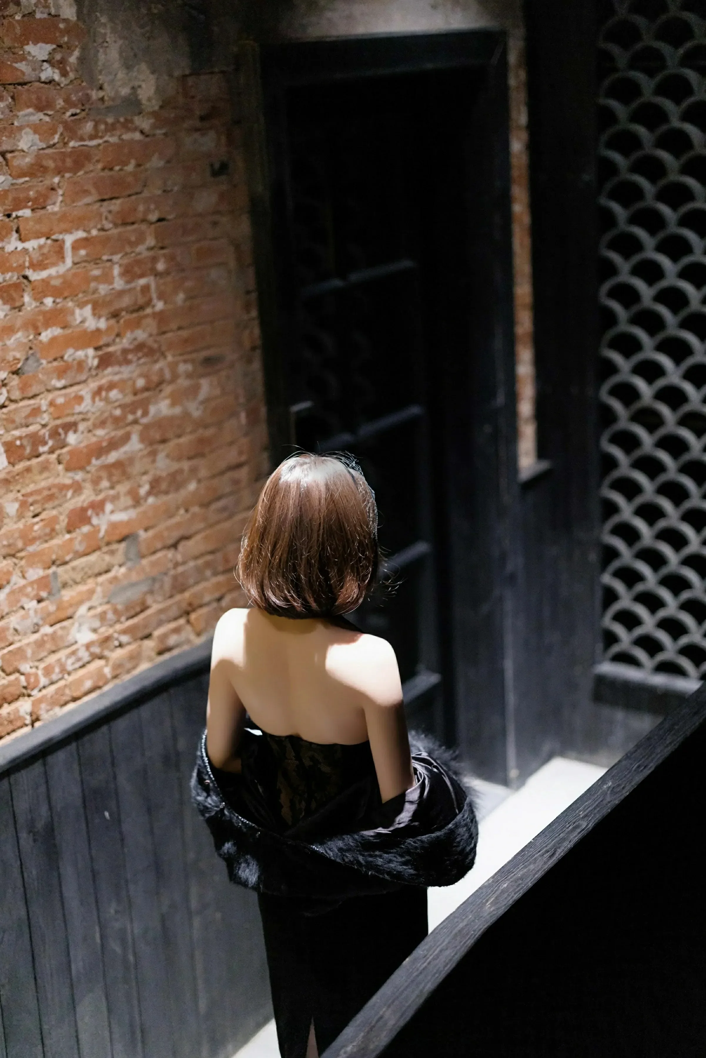 [美模]吳雅琪大圖寫真館大片藝術：吳雅琪優雅氣質詮釋翹臀完美曲線寫真 - 11