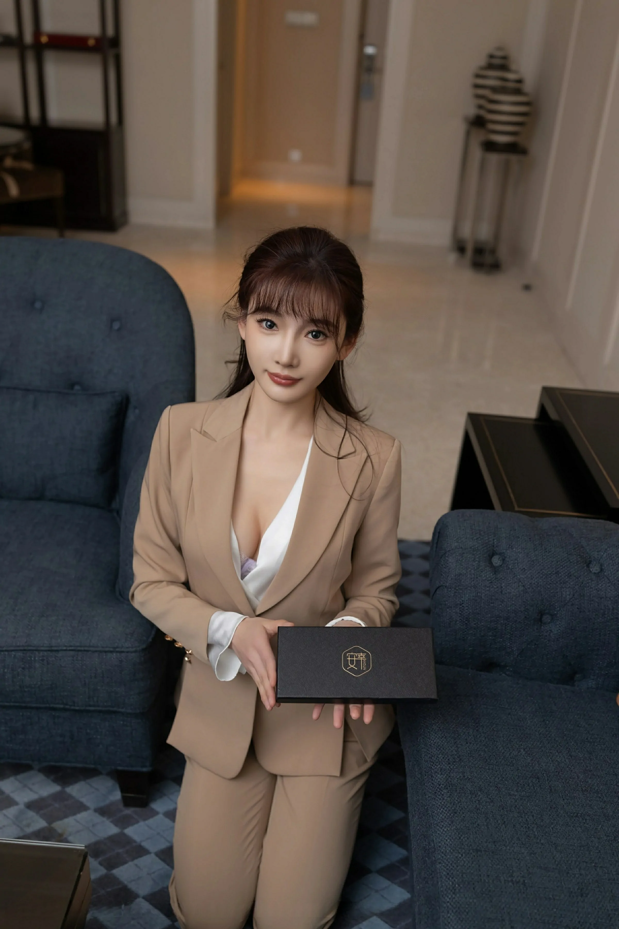 [小蘿莉]張夢潔私房珍藏美圖珍藏：張夢潔火辣演繹美腿完美風情綻放寫真藝術 - 2