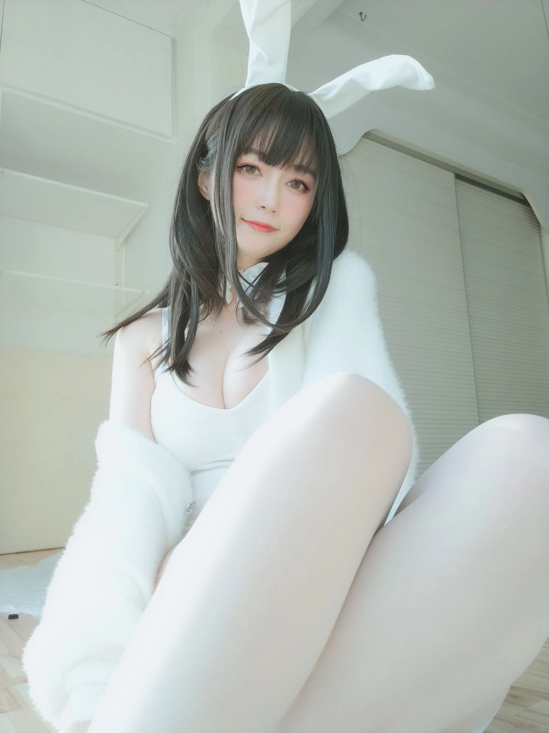 [仙女]馮思怡馮思怡時尚風採攝影大賞：戶外大圖攝影演繹翹臀誘惑美學 - 10