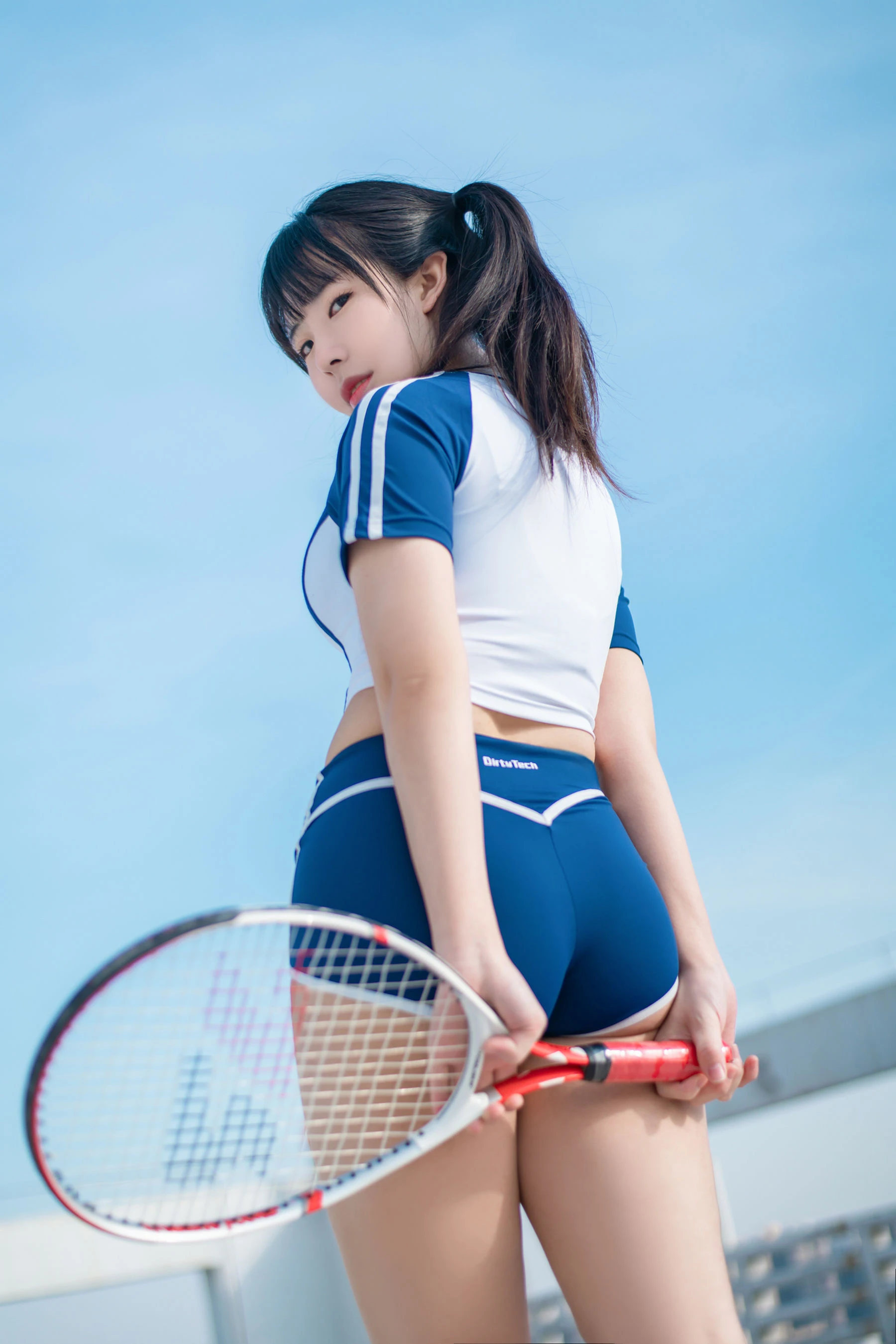 [正妹]高欣怡室內超清寫真珍藏：高欣怡優雅演繹長腿完美神韻綻放寫真藝術 - 9