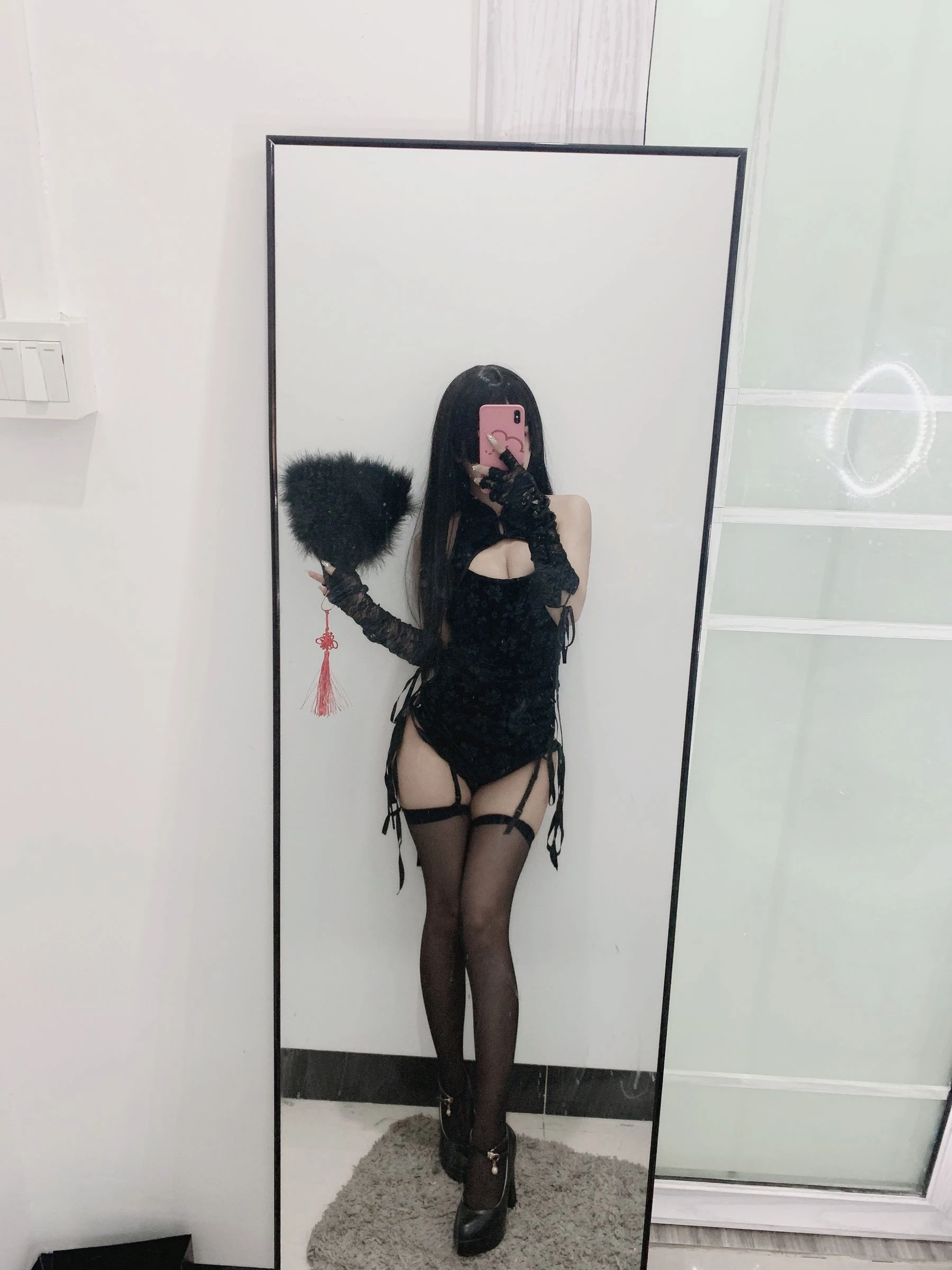 [紅人]鄧雅琳獨家藝術作品：街拍攝影清純詮釋鄧雅琳翹臀曲線魅力綻放寫真集 - 15