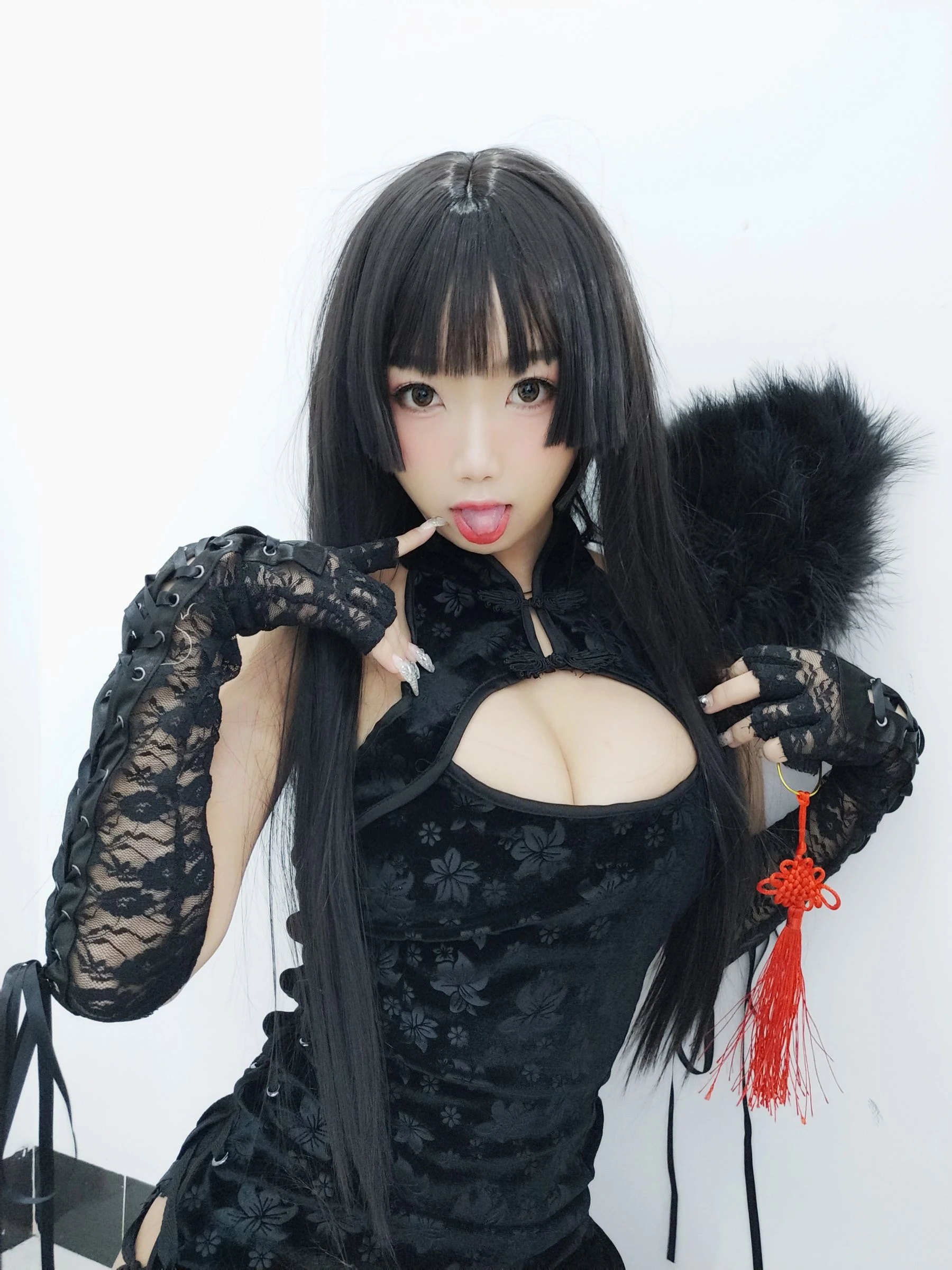 [紅人]鄧雅琳獨家藝術作品：街拍攝影清純詮釋鄧雅琳翹臀曲線魅力綻放寫真集 - 25