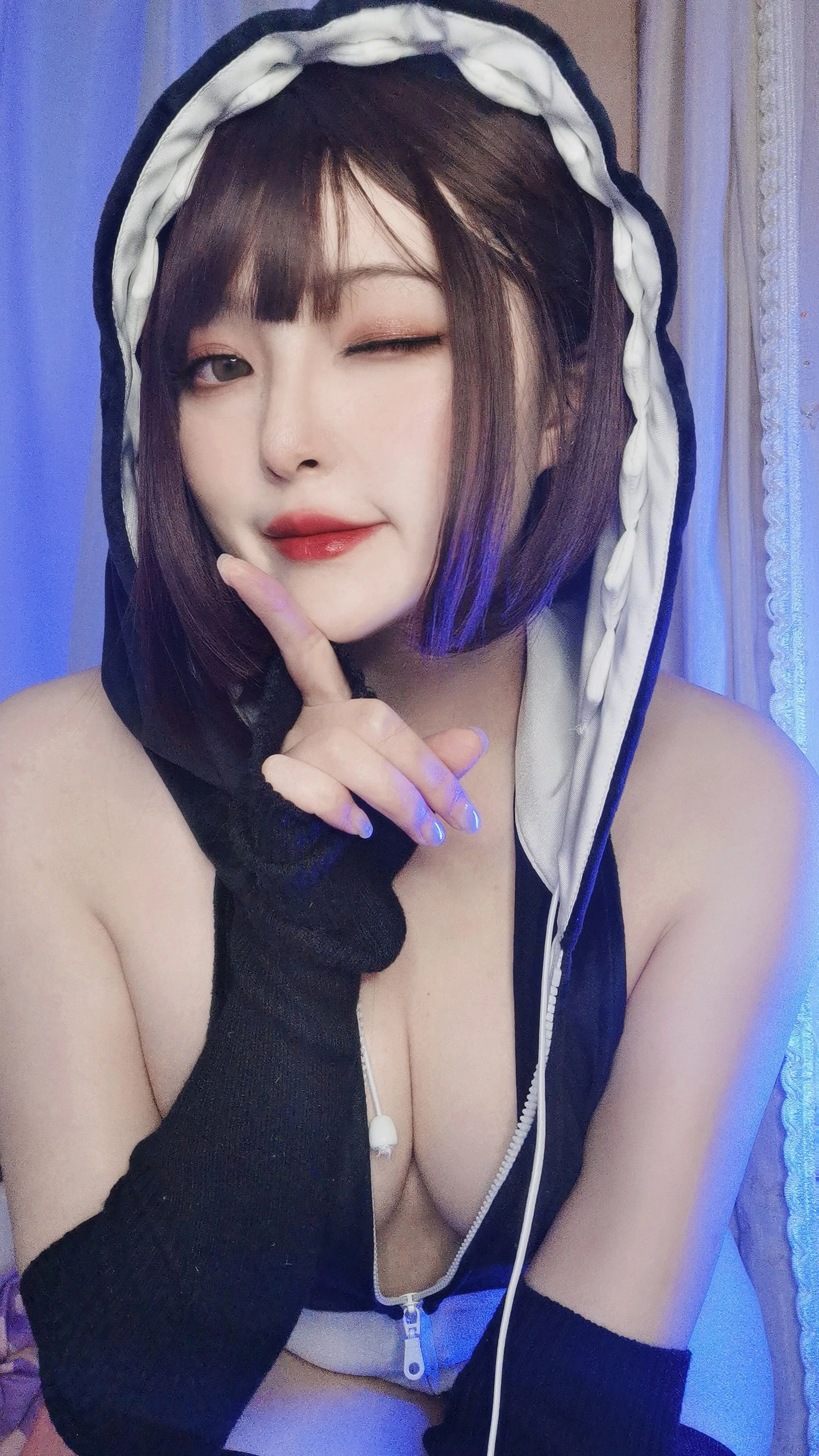 [主播]孫莉婷孫莉婷私藏珍藏美圖：攝影棚甜美風情綻放長腿寫真合集 - 24