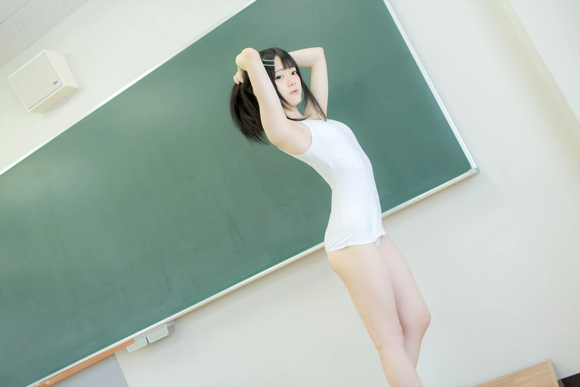 [仙女]鄭詩雨鄭詩雨時尚風情作品大賞：寫真館高清作品演繹翹臀誘惑美學 - 50