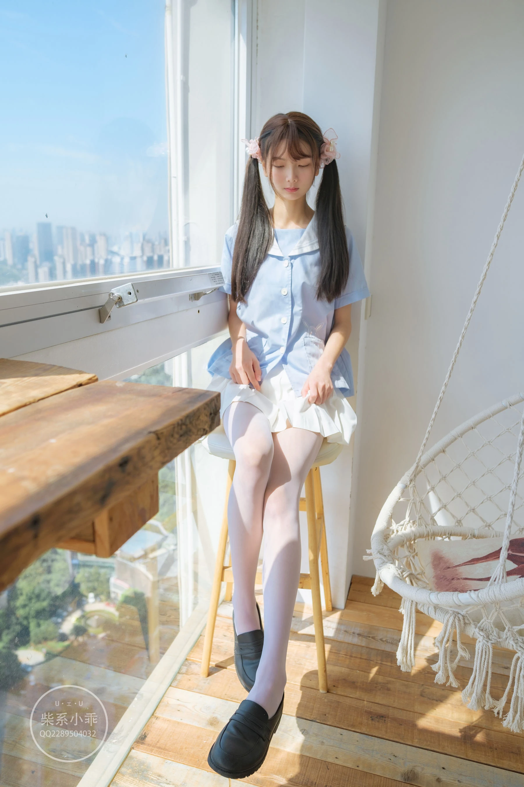 [熟女]馮雅琳室內珍藏大片珍藏：馮雅琳優雅演繹美腿完美風採展現寫真藝術 - 28