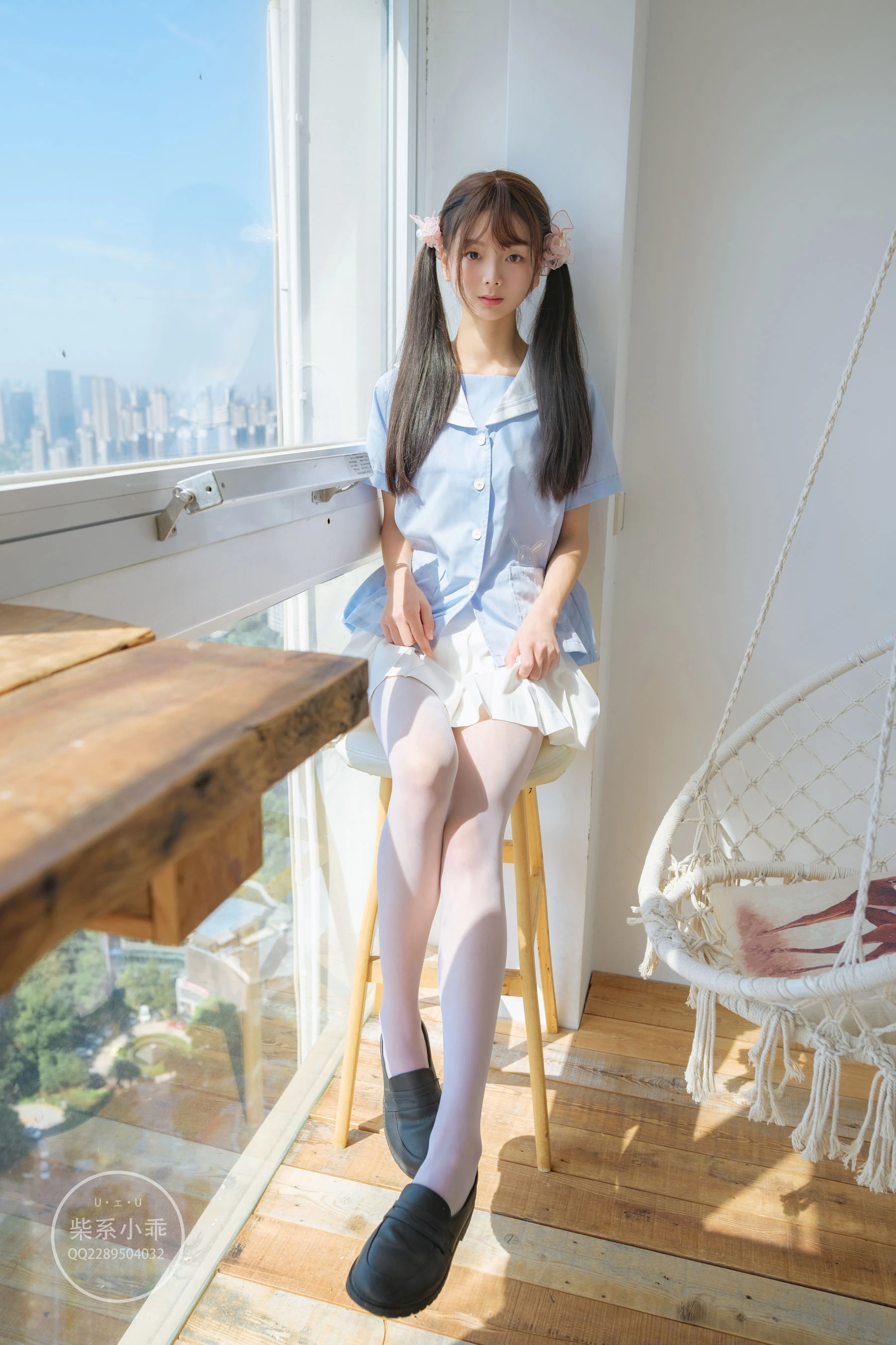 [熟女]馮雅琳室內珍藏大片珍藏：馮雅琳優雅演繹美腿完美風採展現寫真藝術 - 29