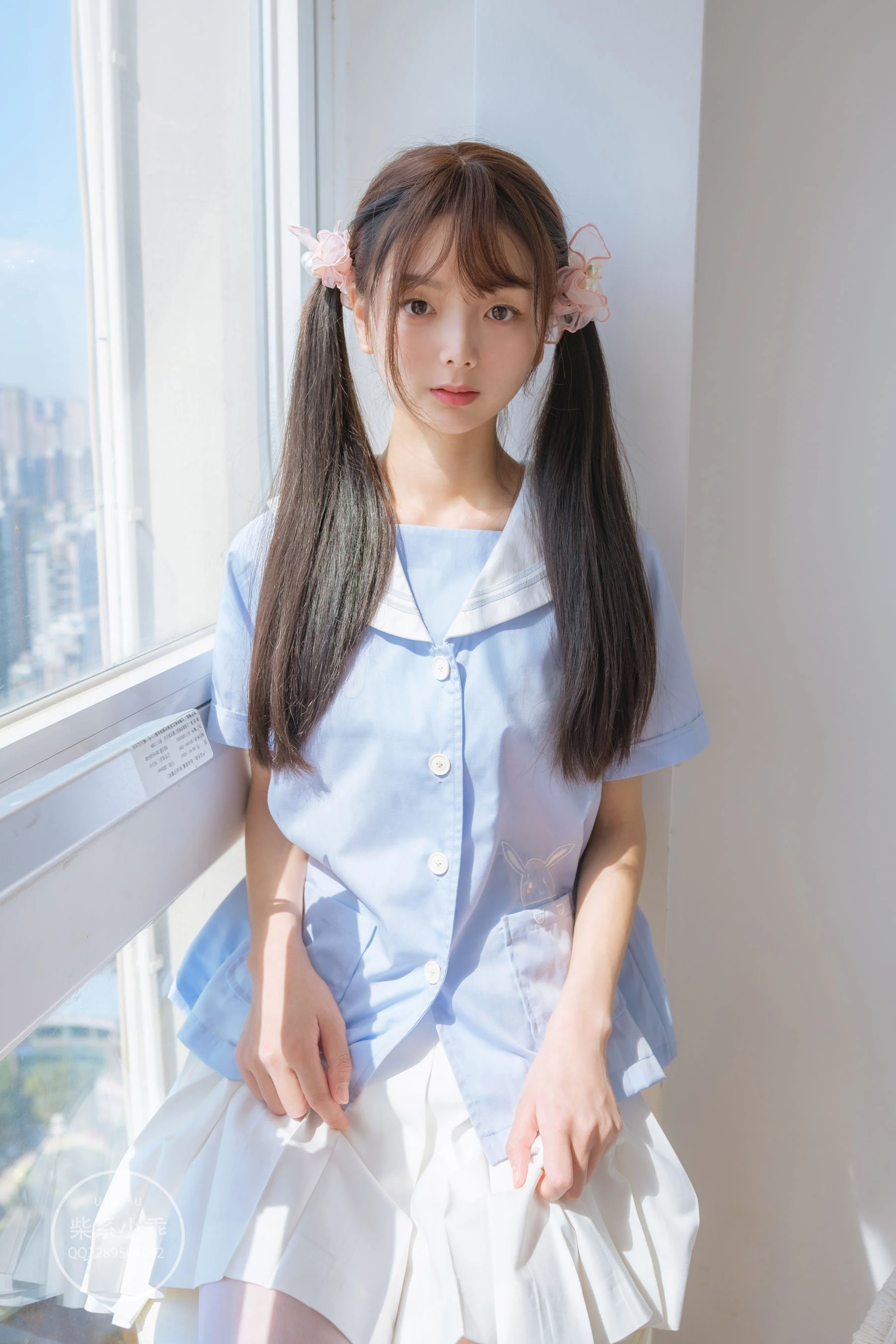 [熟女]馮雅琳室內珍藏大片珍藏：馮雅琳優雅演繹美腿完美風採展現寫真藝術 - 32