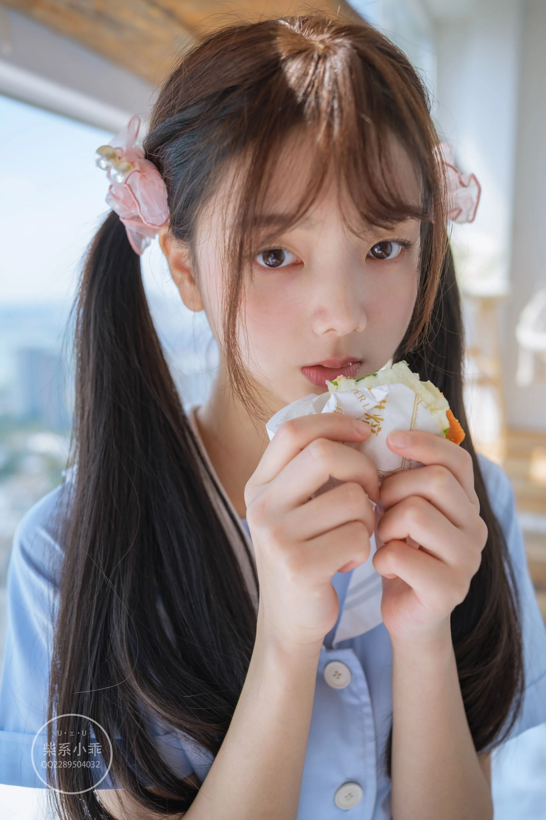 [熟女]馮雅琳室內珍藏大片珍藏：馮雅琳優雅演繹美腿完美風採展現寫真藝術 - 50